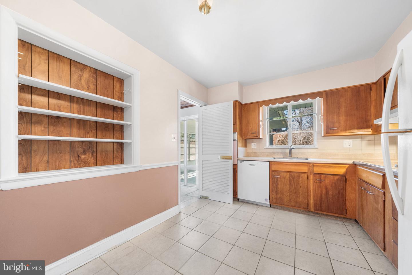 1806 LANSING CT, MCLEAN, Virginia 22101, 3 Bedrooms Bedrooms, ,2 BathroomsBathrooms,Residential,For sale,1806 LANSING CT,VAFX2292322 MLS # VAFX2292322