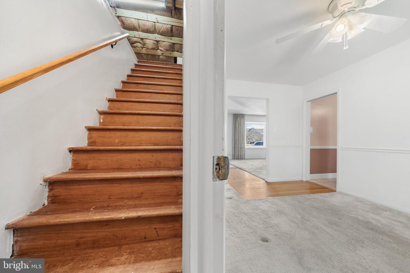 1806 LANSING CT, MCLEAN, Virginia 22101, 3 Bedrooms Bedrooms, ,2 BathroomsBathrooms,Residential,For sale,1806 LANSING CT,VAFX2292322 MLS # VAFX2292322