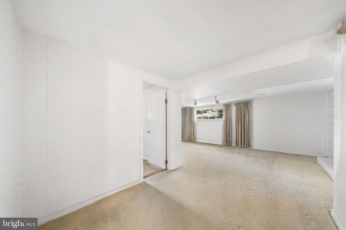 1806 LANSING CT, MCLEAN, Virginia 22101, 3 Bedrooms Bedrooms, ,2 BathroomsBathrooms,Residential,For sale,1806 LANSING CT,VAFX2292322 MLS # VAFX2292322