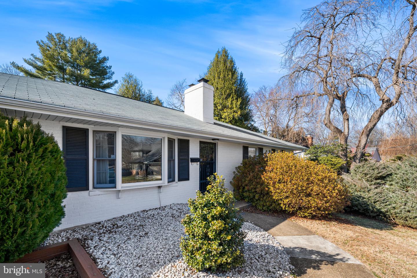 1806 LANSING CT, MCLEAN, Virginia 22101, 3 Bedrooms Bedrooms, ,2 BathroomsBathrooms,Residential,For sale,1806 LANSING CT,VAFX2292322 MLS # VAFX2292322