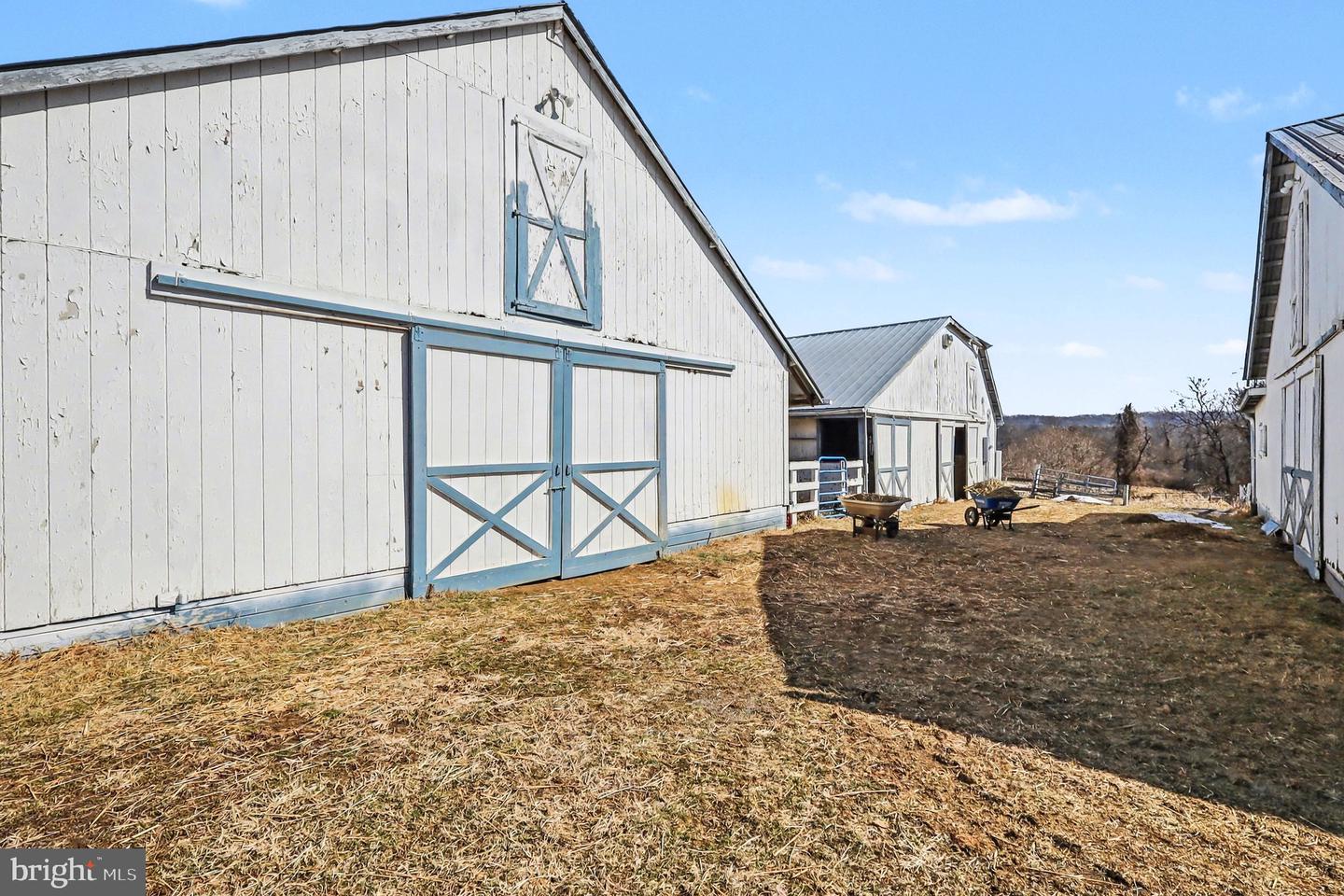 22244 SAM FRED RD, MIDDLEBURG, Virginia 20117, 3 Bedrooms Bedrooms, ,3 BathroomsBathrooms,Residential,For sale,22244 SAM FRED RD,VALO2116714 MLS # VALO2116714