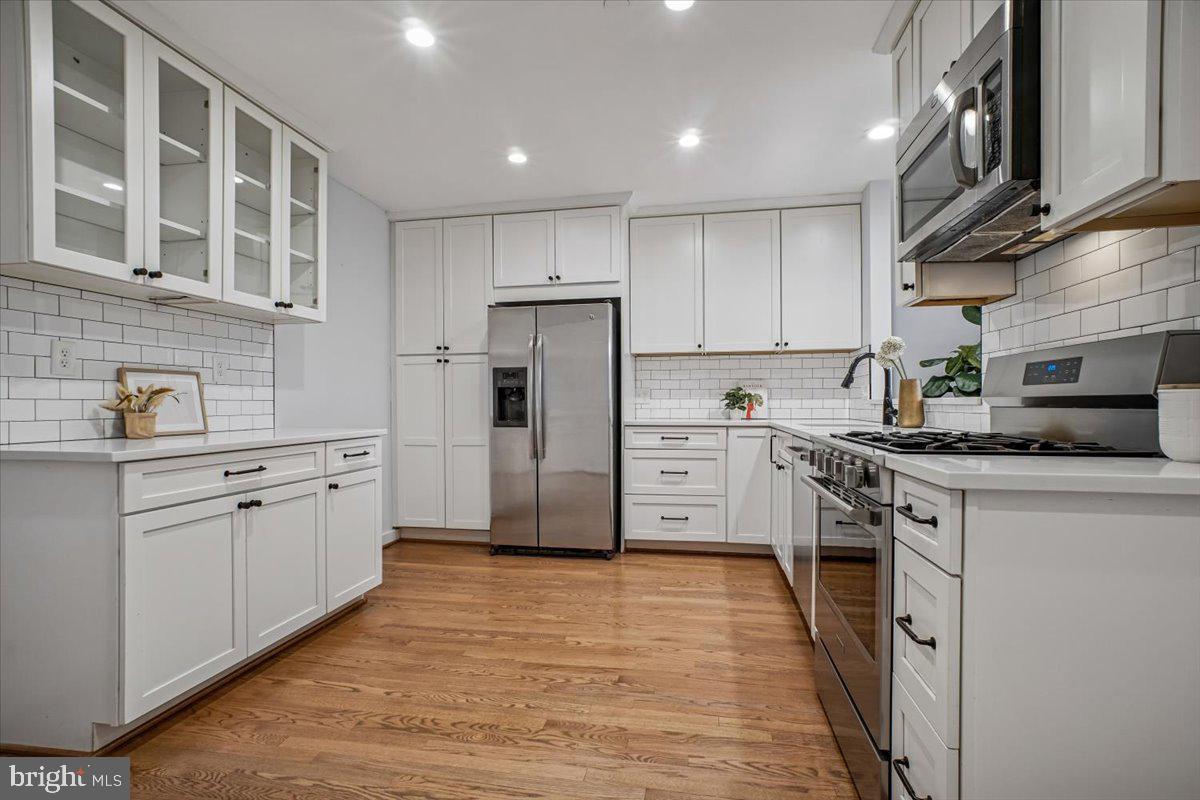 1682 OAK ST NW #19, WASHINGTON, District Of Columbia 20010, 3 Bedrooms Bedrooms, ,2 BathroomsBathrooms,Residential,For sale,1682 OAK ST NW #19,DCDC2248004 MLS # DCDC2248004 1682 OAK ST NW #19, WASHINGTON, District Of Columbia 20010, 3 Bedrooms Bedrooms, ,2 BathroomsBathrooms,Residential,For sale,1682 OAK ST NW #19,DCDC2248004 MLS # DCDC2248004