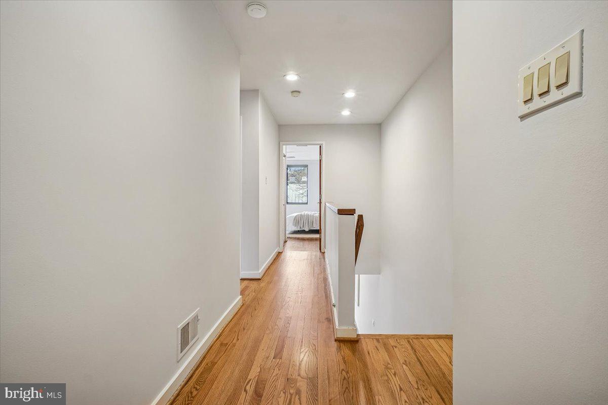 1682 OAK ST NW #19, WASHINGTON, District Of Columbia 20010, 3 Bedrooms Bedrooms, ,2 BathroomsBathrooms,Residential,For sale,1682 OAK ST NW #19,DCDC2248004 MLS # DCDC2248004 1682 OAK ST NW #19, WASHINGTON, District Of Columbia 20010, 3 Bedrooms Bedrooms, ,2 BathroomsBathrooms,Residential,For sale,1682 OAK ST NW #19,DCDC2248004 MLS # DCDC2248004