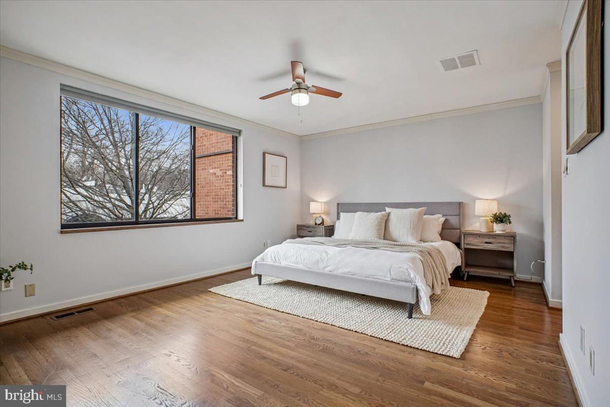 1682 OAK ST NW #19, WASHINGTON, District Of Columbia 20010, 3 Bedrooms Bedrooms, ,2 BathroomsBathrooms,Residential,For sale,1682 OAK ST NW #19,DCDC2248004 MLS # DCDC2248004 1682 OAK ST NW #19, WASHINGTON, District Of Columbia 20010, 3 Bedrooms Bedrooms, ,2 BathroomsBathrooms,Residential,For sale,1682 OAK ST NW #19,DCDC2248004 MLS # DCDC2248004