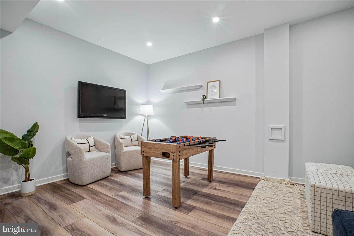 1682 OAK ST NW #19, WASHINGTON, District Of Columbia 20010, 3 Bedrooms Bedrooms, ,2 BathroomsBathrooms,Residential,For sale,1682 OAK ST NW #19,DCDC2248004 MLS # DCDC2248004 1682 OAK ST NW #19, WASHINGTON, District Of Columbia 20010, 3 Bedrooms Bedrooms, ,2 BathroomsBathrooms,Residential,For sale,1682 OAK ST NW #19,DCDC2248004 MLS # DCDC2248004