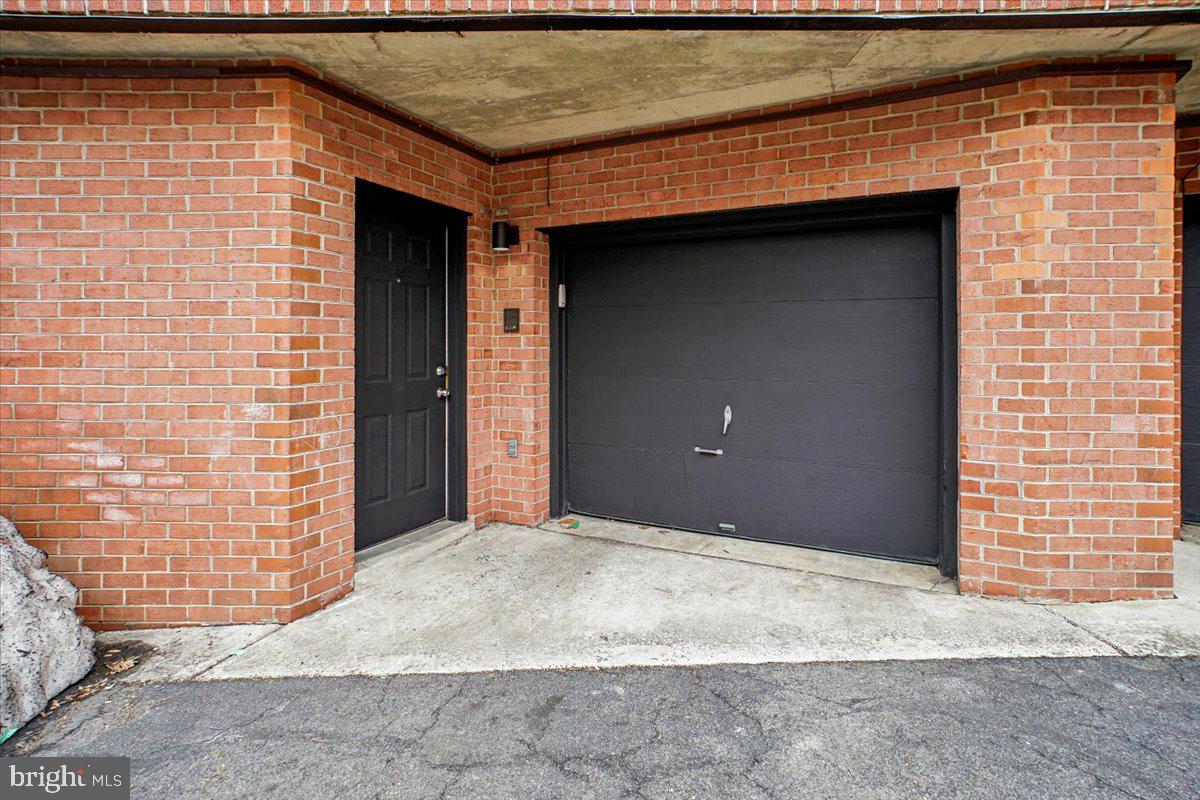 1682 OAK ST NW #19, WASHINGTON, District Of Columbia 20010, 3 Bedrooms Bedrooms, ,2 BathroomsBathrooms,Residential,For sale,1682 OAK ST NW #19,DCDC2248004 MLS # DCDC2248004 1682 OAK ST NW #19, WASHINGTON, District Of Columbia 20010, 3 Bedrooms Bedrooms, ,2 BathroomsBathrooms,Residential,For sale,1682 OAK ST NW #19,DCDC2248004 MLS # DCDC2248004