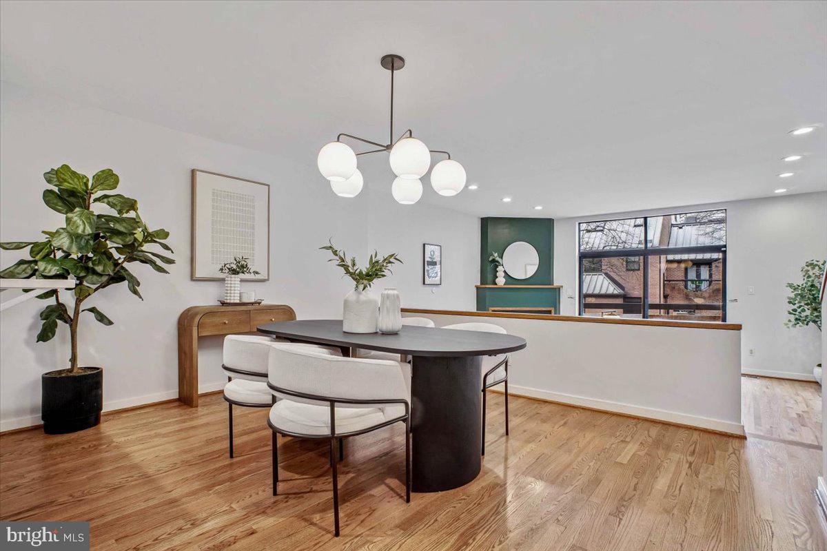 1682 OAK ST NW #19, WASHINGTON, District Of Columbia 20010, 3 Bedrooms Bedrooms, ,2 BathroomsBathrooms,Residential,For sale,1682 OAK ST NW #19,DCDC2248004 MLS # DCDC2248004 1682 OAK ST NW #19, WASHINGTON, District Of Columbia 20010, 3 Bedrooms Bedrooms, ,2 BathroomsBathrooms,Residential,For sale,1682 OAK ST NW #19,DCDC2248004 MLS # DCDC2248004