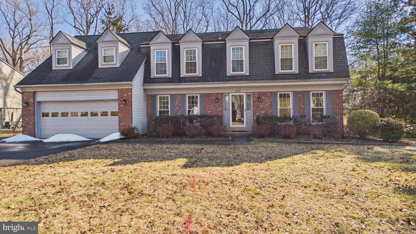 10298 DUNN MEADOW RD, VIENNA, Virginia 22182, 4 Bedrooms Bedrooms, ,2 BathroomsBathrooms,Residential,For sale,10298 DUNN MEADOW RD,VAFX2293014 MLS # VAFX2293014 10298 DUNN MEADOW RD, VIENNA, Virginia 22182, 4 Bedrooms Bedrooms, ,2 BathroomsBathrooms,Residential,For sale,10298 DUNN MEADOW RD,VAFX2293014 MLS # VAFX2293014