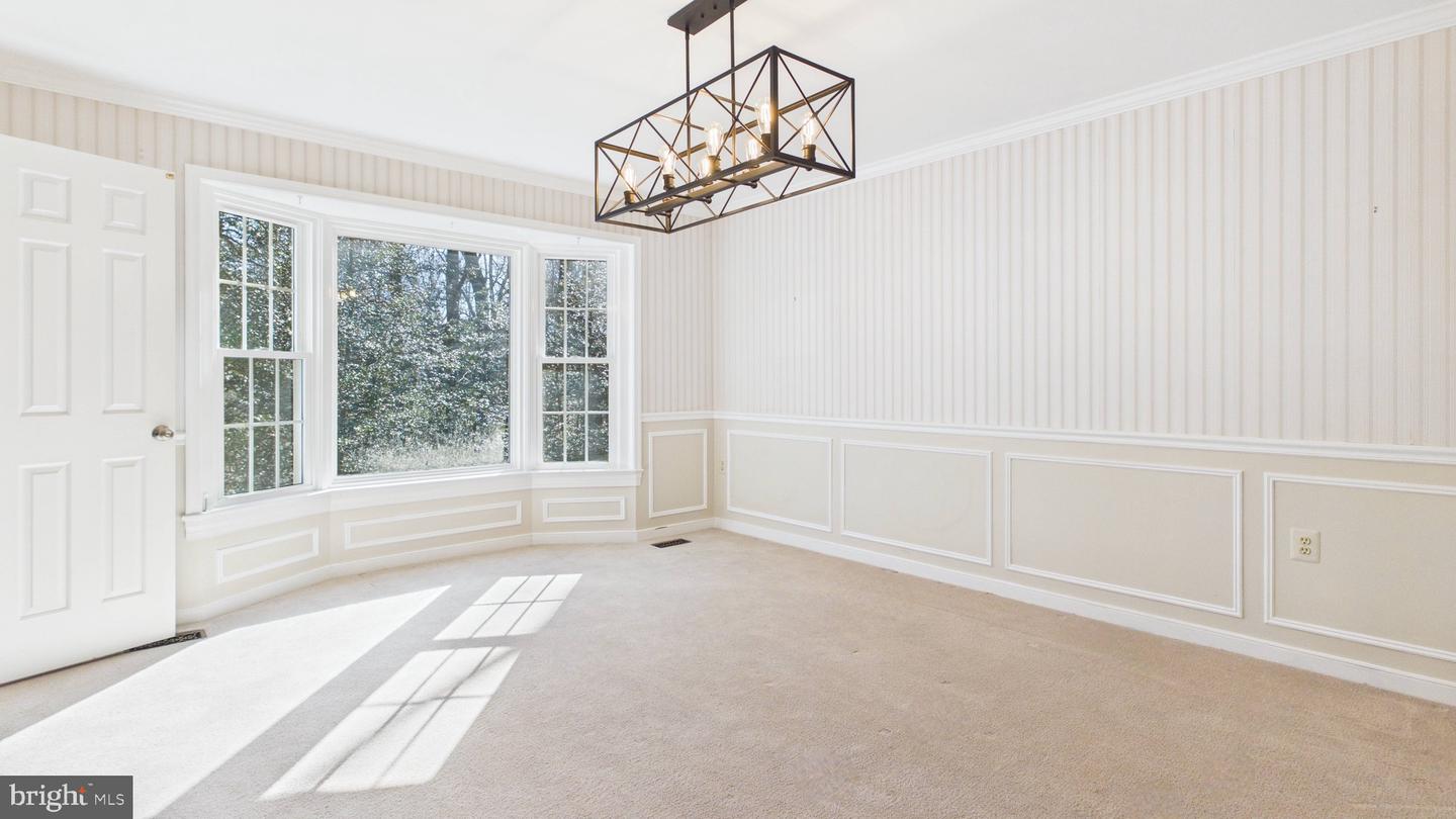 10298 DUNN MEADOW RD, VIENNA, Virginia 22182, 4 Bedrooms Bedrooms, ,2 BathroomsBathrooms,Residential,For sale,10298 DUNN MEADOW RD,VAFX2293014 MLS # VAFX2293014 10298 DUNN MEADOW RD, VIENNA, Virginia 22182, 4 Bedrooms Bedrooms, ,2 BathroomsBathrooms,Residential,For sale,10298 DUNN MEADOW RD,VAFX2293014 MLS # VAFX2293014