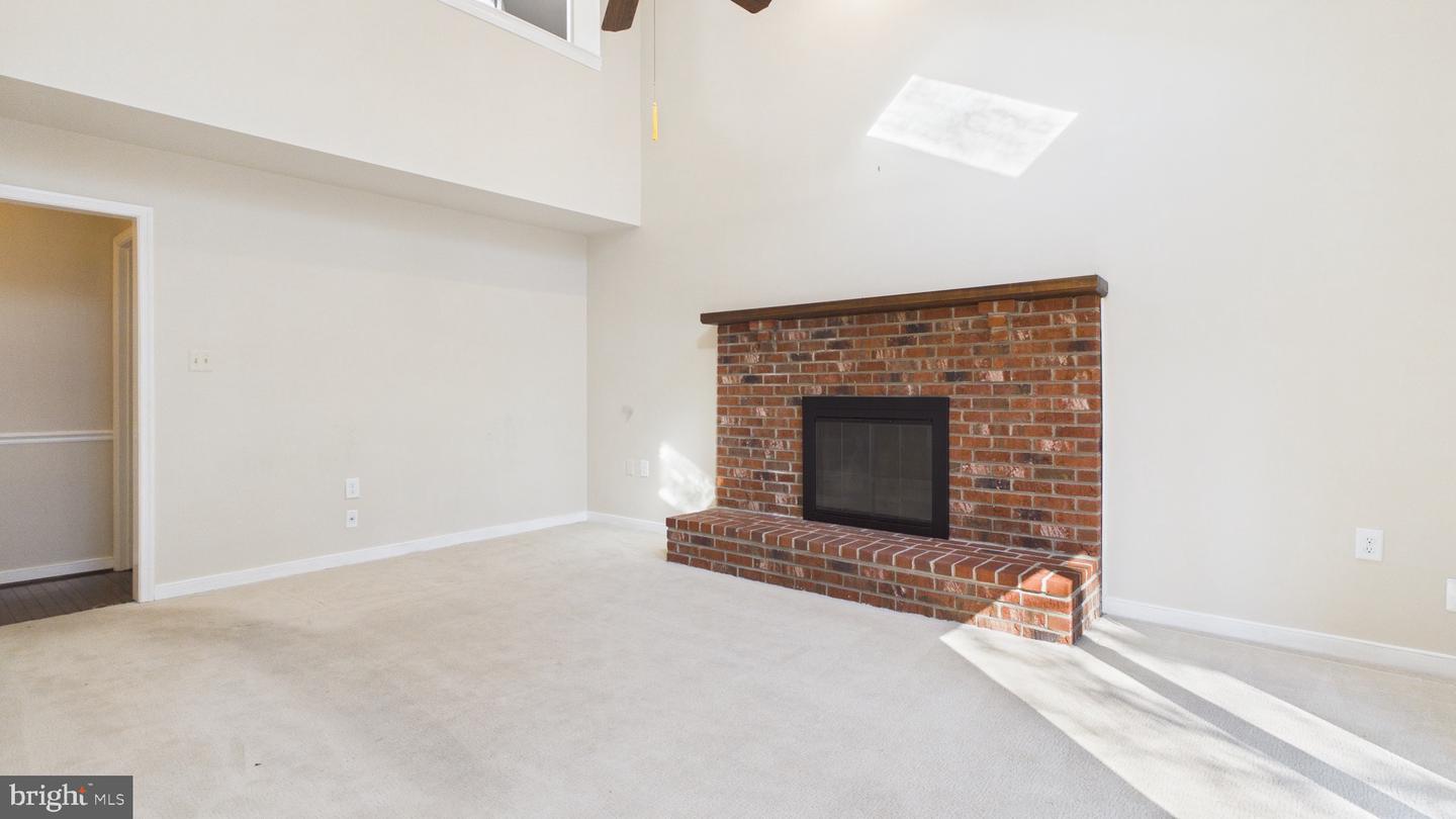 10298 DUNN MEADOW RD, VIENNA, Virginia 22182, 4 Bedrooms Bedrooms, ,2 BathroomsBathrooms,Residential,For sale,10298 DUNN MEADOW RD,VAFX2293014 MLS # VAFX2293014 10298 DUNN MEADOW RD, VIENNA, Virginia 22182, 4 Bedrooms Bedrooms, ,2 BathroomsBathrooms,Residential,For sale,10298 DUNN MEADOW RD,VAFX2293014 MLS # VAFX2293014