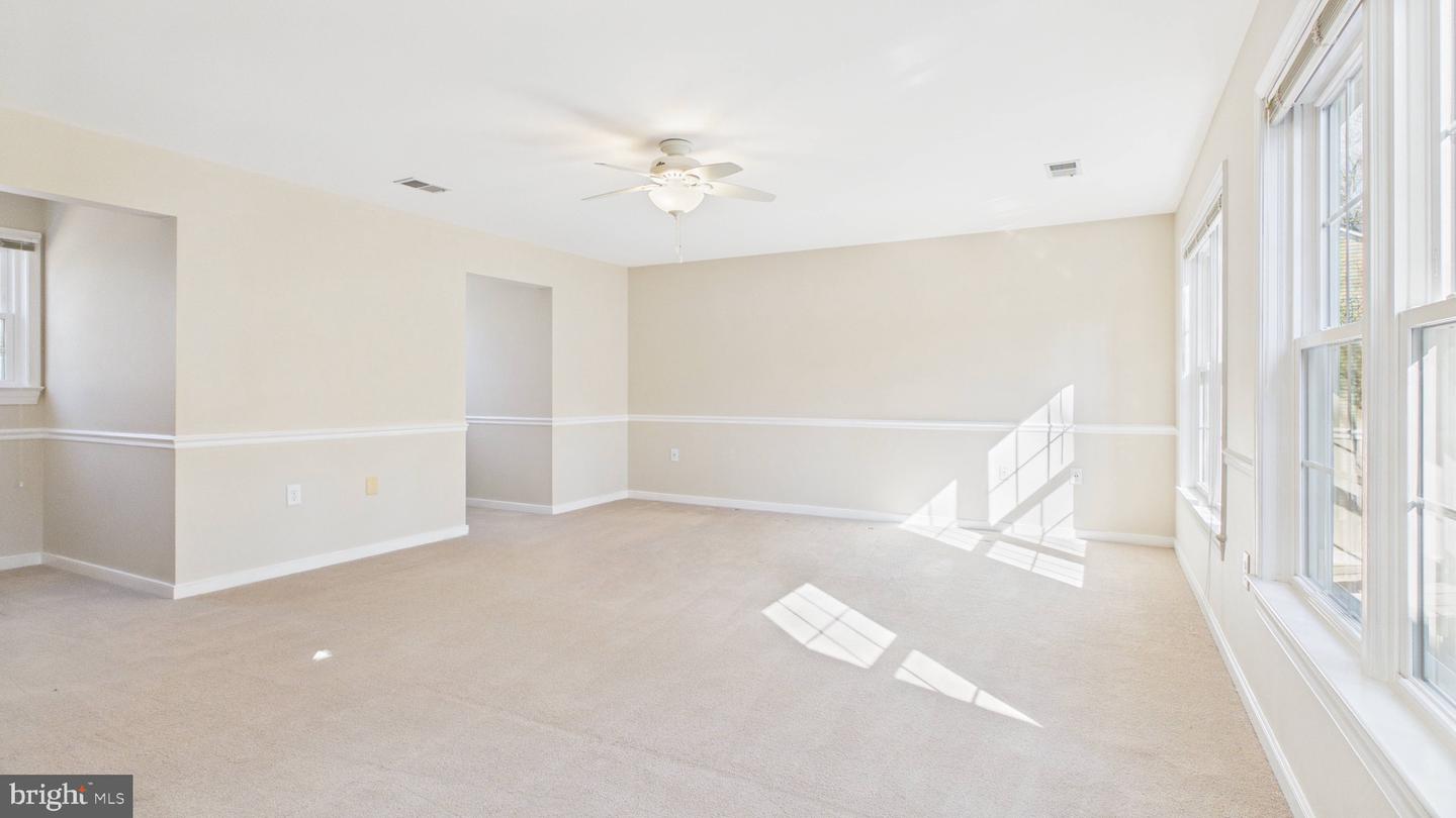 10298 DUNN MEADOW RD, VIENNA, Virginia 22182, 4 Bedrooms Bedrooms, ,2 BathroomsBathrooms,Residential,For sale,10298 DUNN MEADOW RD,VAFX2293014 MLS # VAFX2293014 10298 DUNN MEADOW RD, VIENNA, Virginia 22182, 4 Bedrooms Bedrooms, ,2 BathroomsBathrooms,Residential,For sale,10298 DUNN MEADOW RD,VAFX2293014 MLS # VAFX2293014