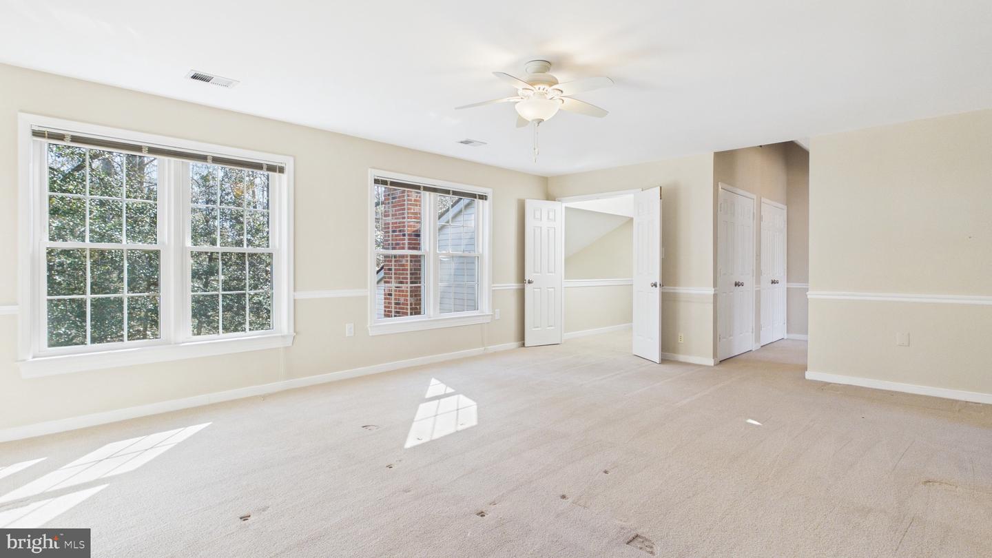 10298 DUNN MEADOW RD, VIENNA, Virginia 22182, 4 Bedrooms Bedrooms, ,2 BathroomsBathrooms,Residential,For sale,10298 DUNN MEADOW RD,VAFX2293014 MLS # VAFX2293014 10298 DUNN MEADOW RD, VIENNA, Virginia 22182, 4 Bedrooms Bedrooms, ,2 BathroomsBathrooms,Residential,For sale,10298 DUNN MEADOW RD,VAFX2293014 MLS # VAFX2293014