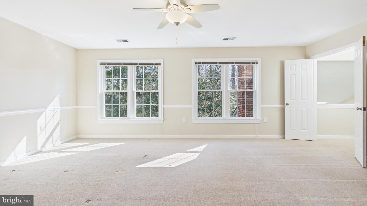 10298 DUNN MEADOW RD, VIENNA, Virginia 22182, 4 Bedrooms Bedrooms, ,2 BathroomsBathrooms,Residential,For sale,10298 DUNN MEADOW RD,VAFX2293014 MLS # VAFX2293014 10298 DUNN MEADOW RD, VIENNA, Virginia 22182, 4 Bedrooms Bedrooms, ,2 BathroomsBathrooms,Residential,For sale,10298 DUNN MEADOW RD,VAFX2293014 MLS # VAFX2293014