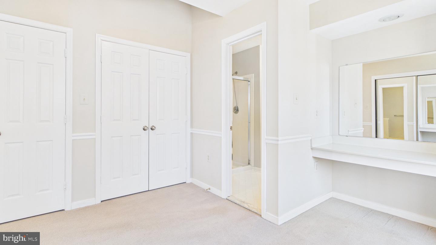 10298 DUNN MEADOW RD, VIENNA, Virginia 22182, 4 Bedrooms Bedrooms, ,2 BathroomsBathrooms,Residential,For sale,10298 DUNN MEADOW RD,VAFX2293014 MLS # VAFX2293014 10298 DUNN MEADOW RD, VIENNA, Virginia 22182, 4 Bedrooms Bedrooms, ,2 BathroomsBathrooms,Residential,For sale,10298 DUNN MEADOW RD,VAFX2293014 MLS # VAFX2293014