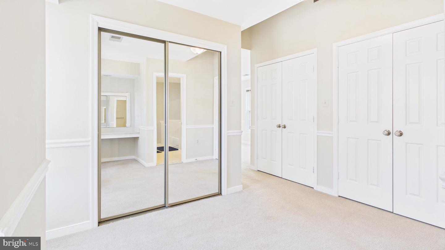 10298 DUNN MEADOW RD, VIENNA, Virginia 22182, 4 Bedrooms Bedrooms, ,2 BathroomsBathrooms,Residential,For sale,10298 DUNN MEADOW RD,VAFX2293014 MLS # VAFX2293014 10298 DUNN MEADOW RD, VIENNA, Virginia 22182, 4 Bedrooms Bedrooms, ,2 BathroomsBathrooms,Residential,For sale,10298 DUNN MEADOW RD,VAFX2293014 MLS # VAFX2293014