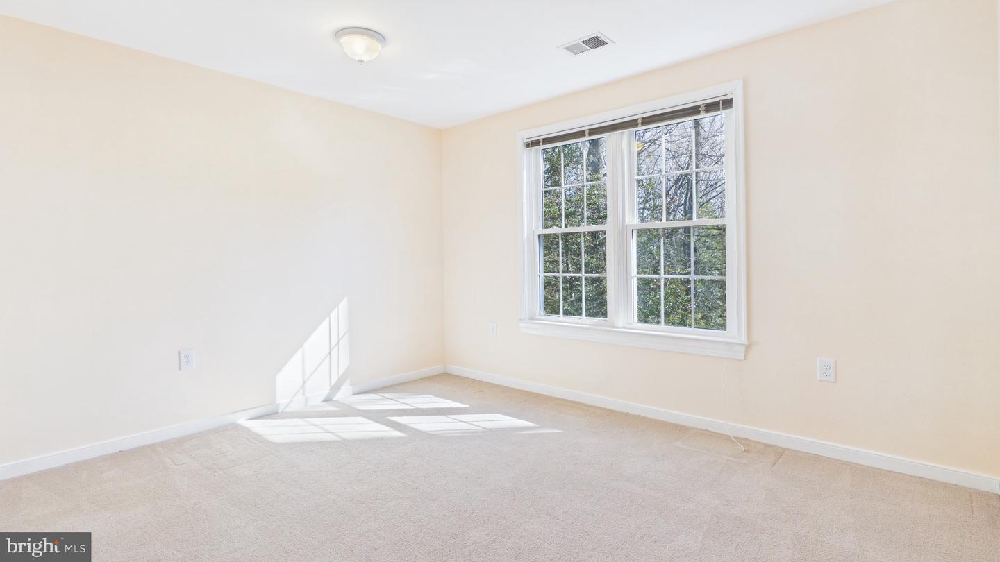 10298 DUNN MEADOW RD, VIENNA, Virginia 22182, 4 Bedrooms Bedrooms, ,2 BathroomsBathrooms,Residential,For sale,10298 DUNN MEADOW RD,VAFX2293014 MLS # VAFX2293014 10298 DUNN MEADOW RD, VIENNA, Virginia 22182, 4 Bedrooms Bedrooms, ,2 BathroomsBathrooms,Residential,For sale,10298 DUNN MEADOW RD,VAFX2293014 MLS # VAFX2293014