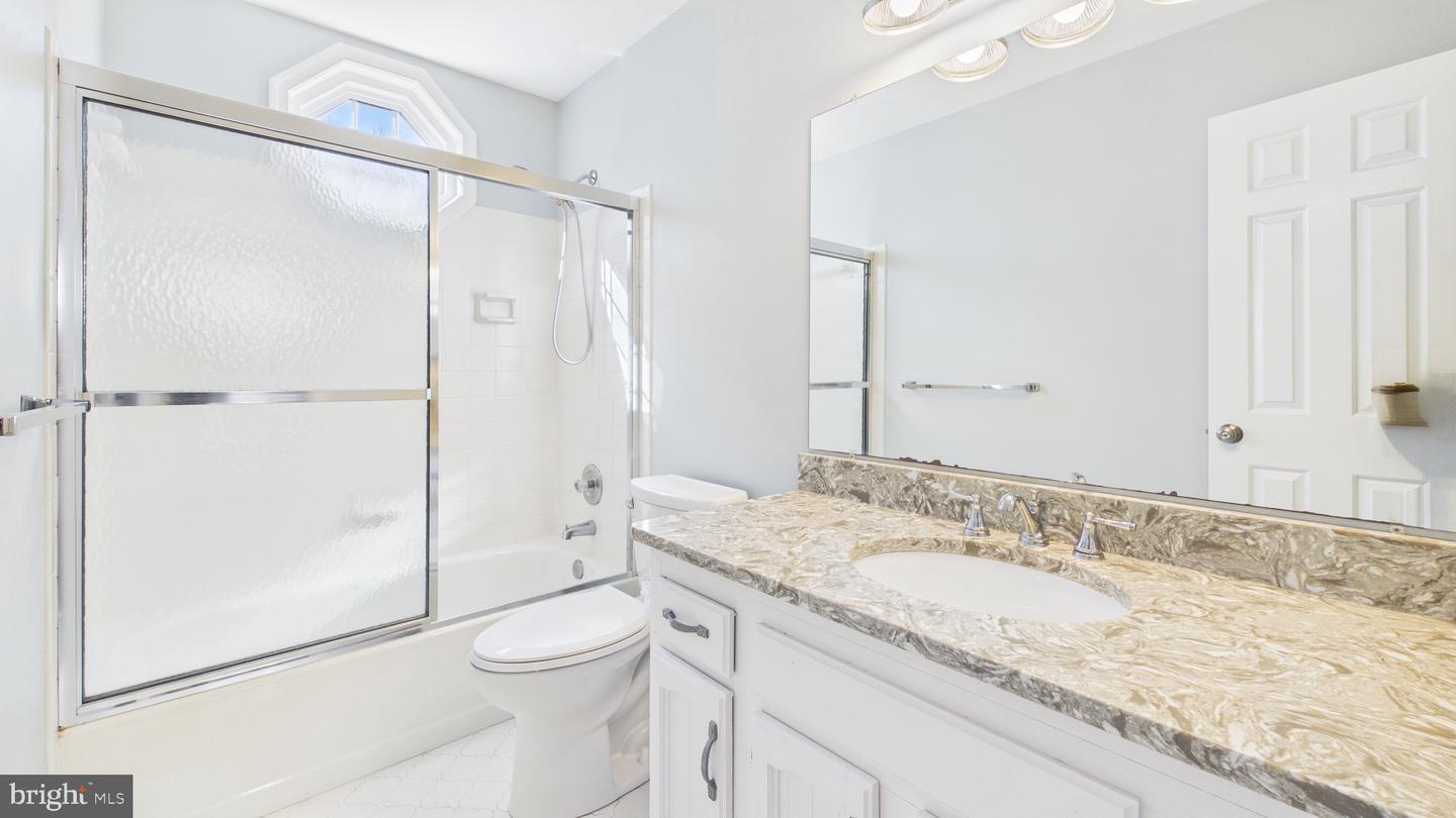 10298 DUNN MEADOW RD, VIENNA, Virginia 22182, 4 Bedrooms Bedrooms, ,2 BathroomsBathrooms,Residential,For sale,10298 DUNN MEADOW RD,VAFX2293014 MLS # VAFX2293014 10298 DUNN MEADOW RD, VIENNA, Virginia 22182, 4 Bedrooms Bedrooms, ,2 BathroomsBathrooms,Residential,For sale,10298 DUNN MEADOW RD,VAFX2293014 MLS # VAFX2293014