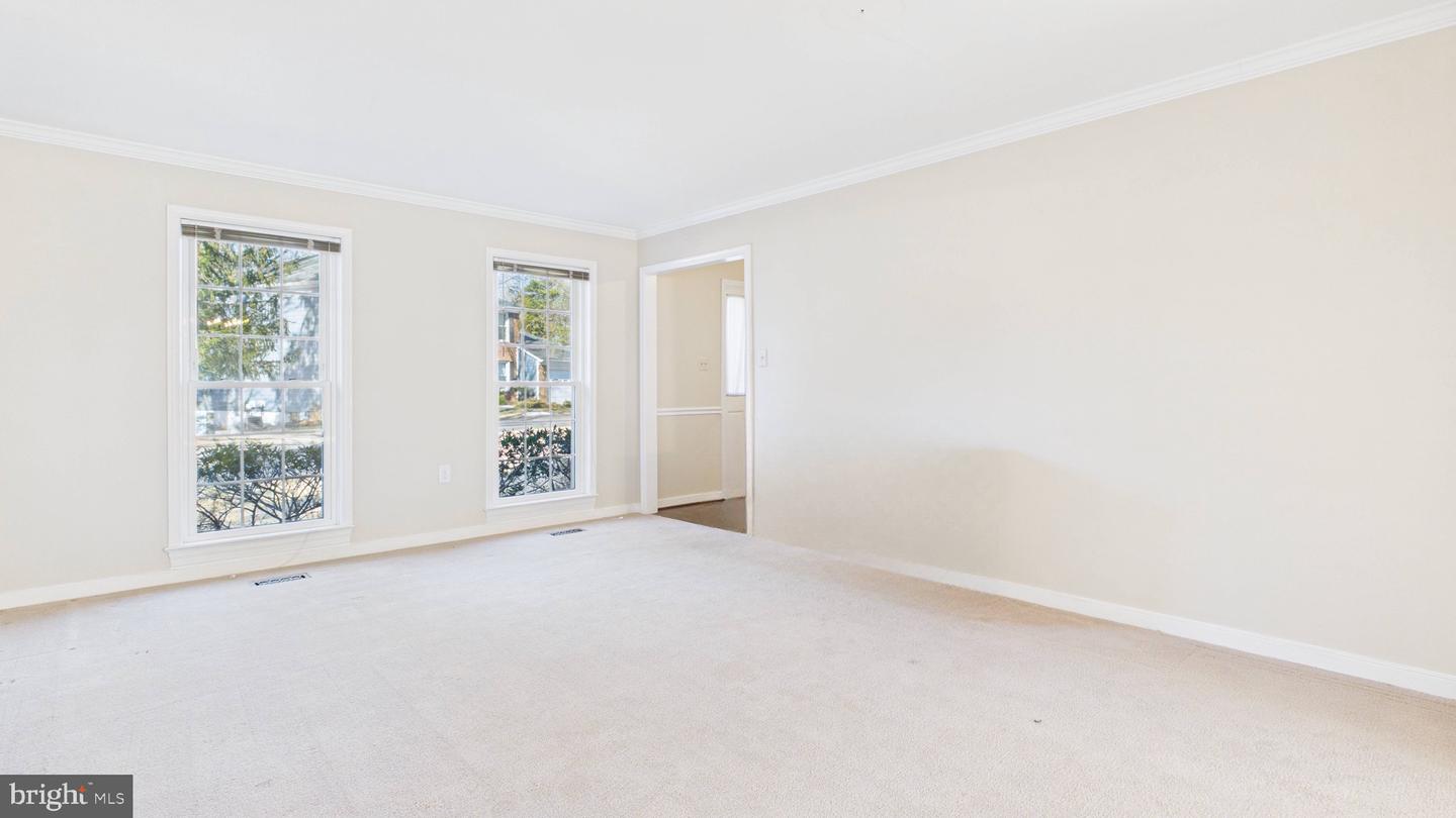 10298 DUNN MEADOW RD, VIENNA, Virginia 22182, 4 Bedrooms Bedrooms, ,2 BathroomsBathrooms,Residential,For sale,10298 DUNN MEADOW RD,VAFX2293014 MLS # VAFX2293014 10298 DUNN MEADOW RD, VIENNA, Virginia 22182, 4 Bedrooms Bedrooms, ,2 BathroomsBathrooms,Residential,For sale,10298 DUNN MEADOW RD,VAFX2293014 MLS # VAFX2293014