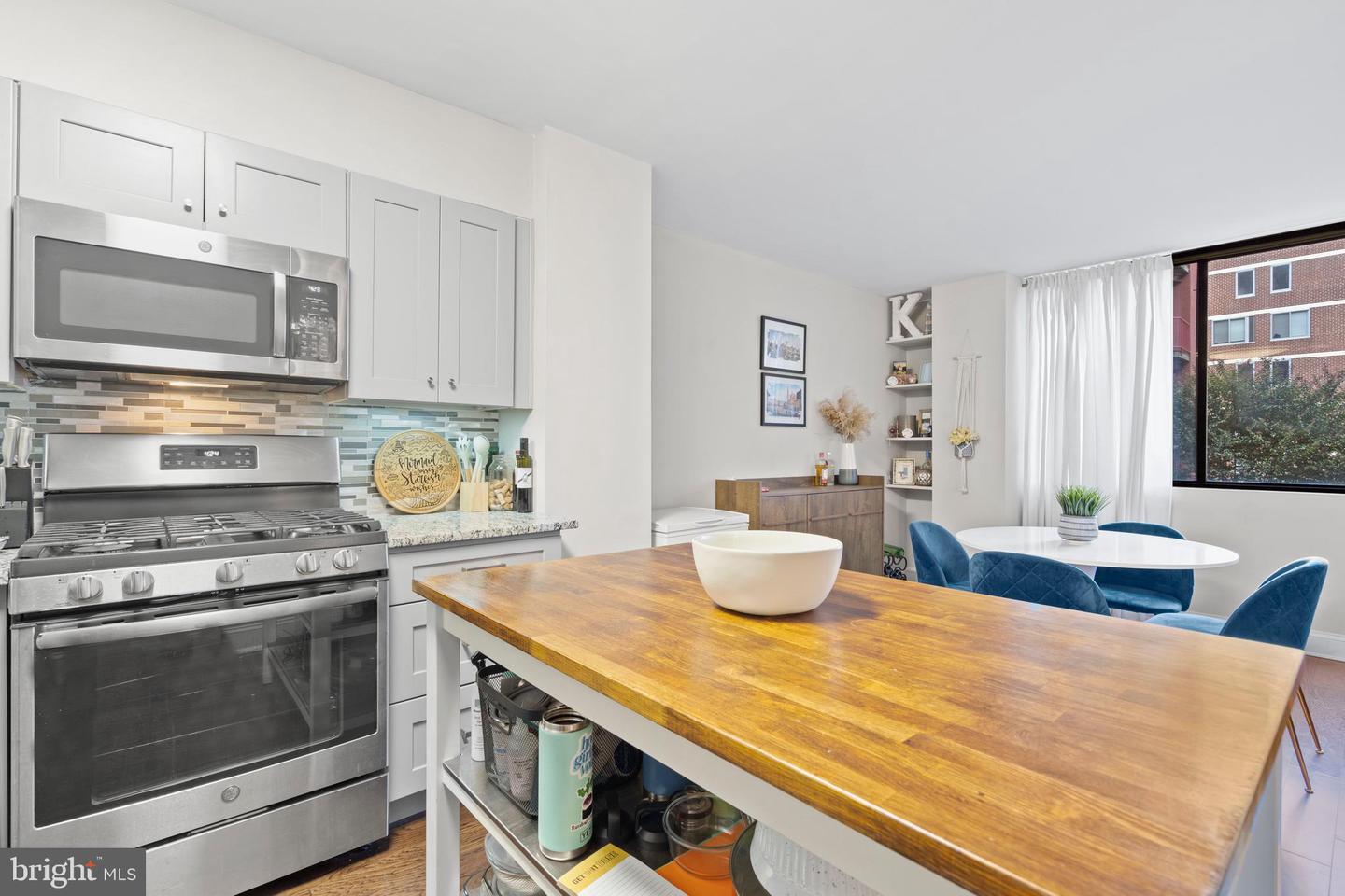 1245 13TH ST NW #215, WASHINGTON, District Of Columbia 20005, 1 Bedroom Bedrooms, ,1 BathroomBathrooms,Residential,For sale,1245 13TH ST NW #215,DCDC2248188 MLS # DCDC2248188