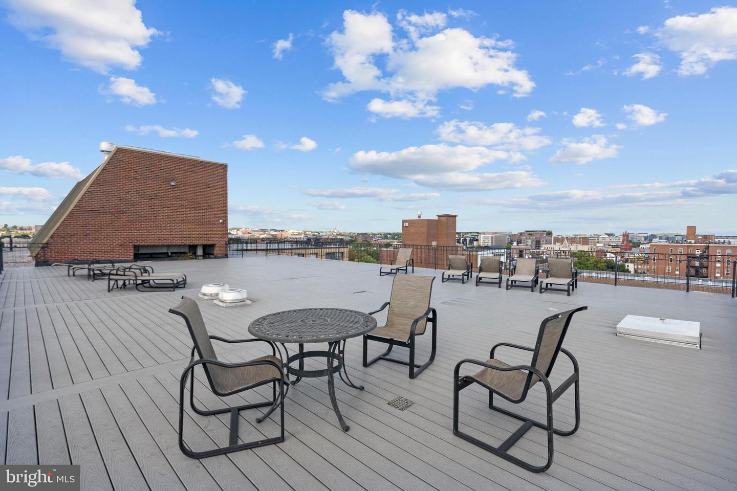 1245 13TH ST NW #215, WASHINGTON, District Of Columbia 20005, 1 Bedroom Bedrooms, ,1 BathroomBathrooms,Residential,For sale,1245 13TH ST NW #215,DCDC2248188 MLS # DCDC2248188