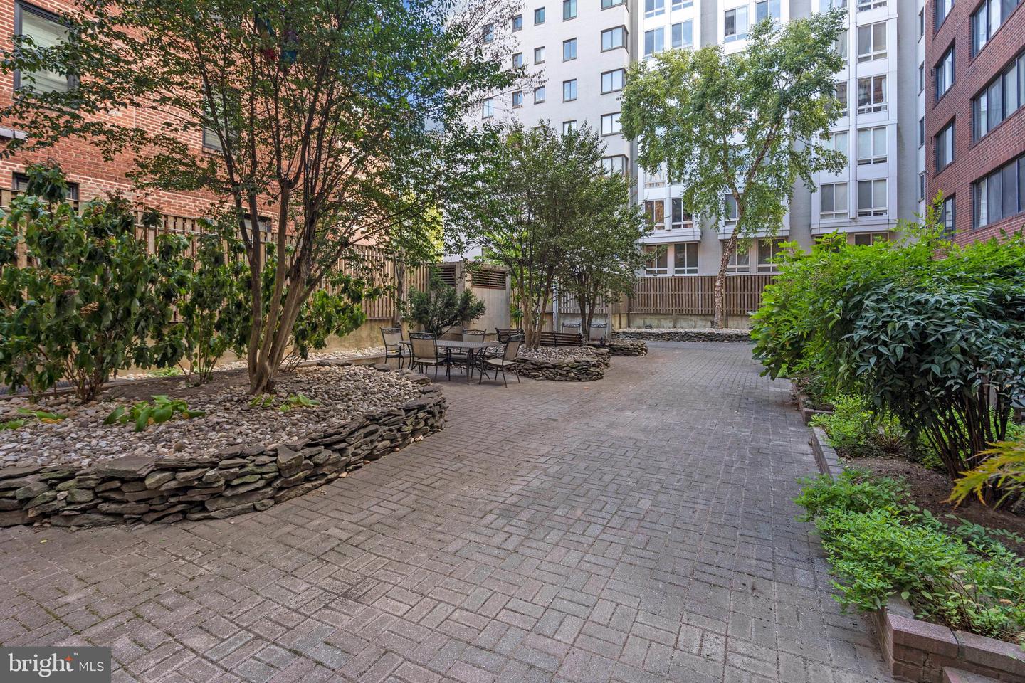 1245 13TH ST NW #215, WASHINGTON, District Of Columbia 20005, 1 Bedroom Bedrooms, ,1 BathroomBathrooms,Residential,For sale,1245 13TH ST NW #215,DCDC2248188 MLS # DCDC2248188