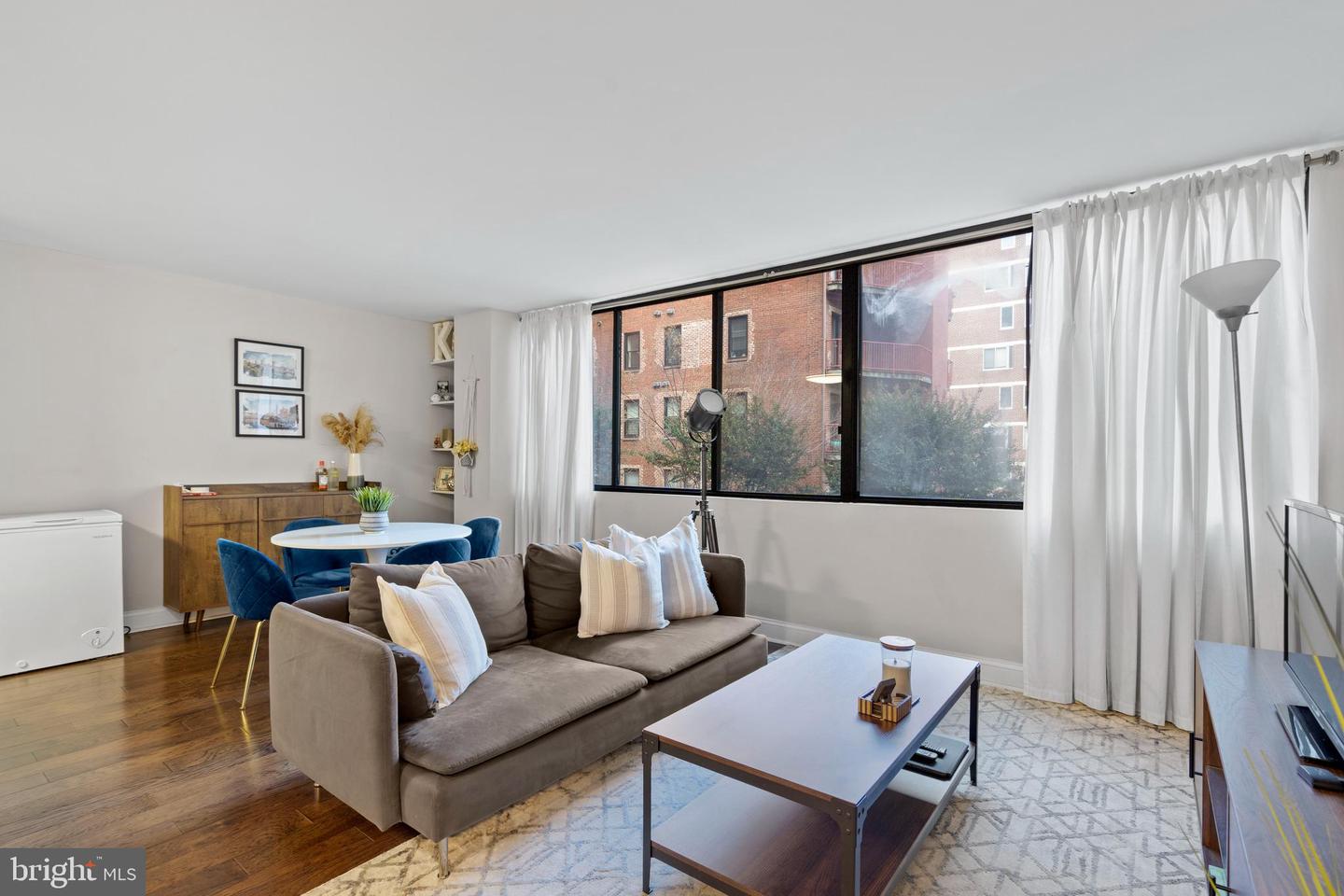 1245 13TH ST NW #215, WASHINGTON, District Of Columbia 20005, 1 Bedroom Bedrooms, ,1 BathroomBathrooms,Residential,For sale,1245 13TH ST NW #215,DCDC2248188 MLS # DCDC2248188