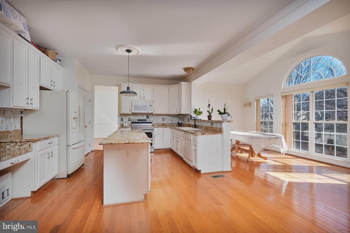 6671 CLARKES MEADOW DR, BEALETON, Virginia 22712, 6 Bedrooms Bedrooms, ,3 BathroomsBathrooms,Residential,For sale,6671 CLARKES MEADOW DR,VAFQ2020760 MLS # VAFQ2020760