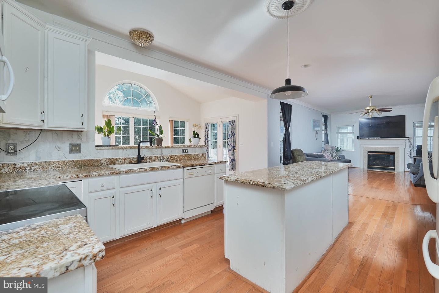 6671 CLARKES MEADOW DR, BEALETON, Virginia 22712, 6 Bedrooms Bedrooms, ,3 BathroomsBathrooms,Residential,For sale,6671 CLARKES MEADOW DR,VAFQ2020760 MLS # VAFQ2020760