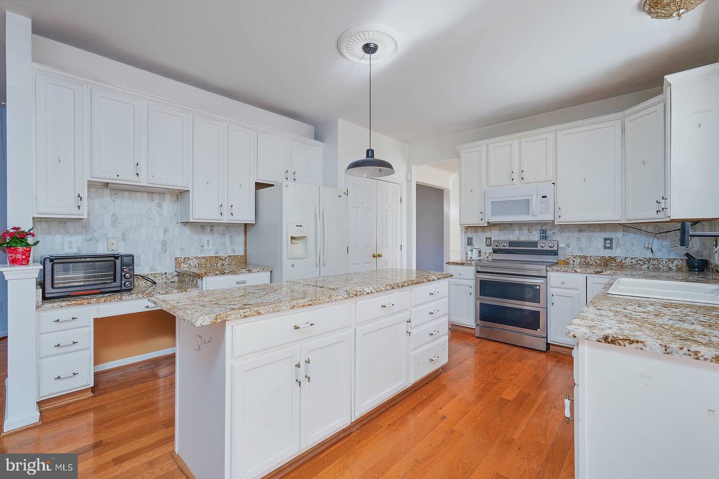 6671 CLARKES MEADOW DR, BEALETON, Virginia 22712, 6 Bedrooms Bedrooms, ,3 BathroomsBathrooms,Residential,For sale,6671 CLARKES MEADOW DR,VAFQ2020760 MLS # VAFQ2020760