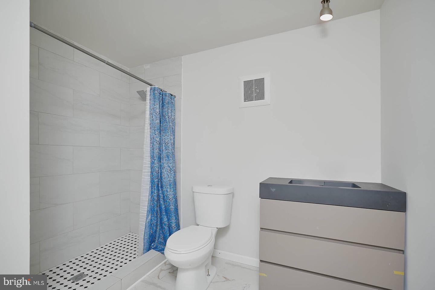 6671 CLARKES MEADOW DR, BEALETON, Virginia 22712, 6 Bedrooms Bedrooms, ,3 BathroomsBathrooms,Residential,For sale,6671 CLARKES MEADOW DR,VAFQ2020760 MLS # VAFQ2020760