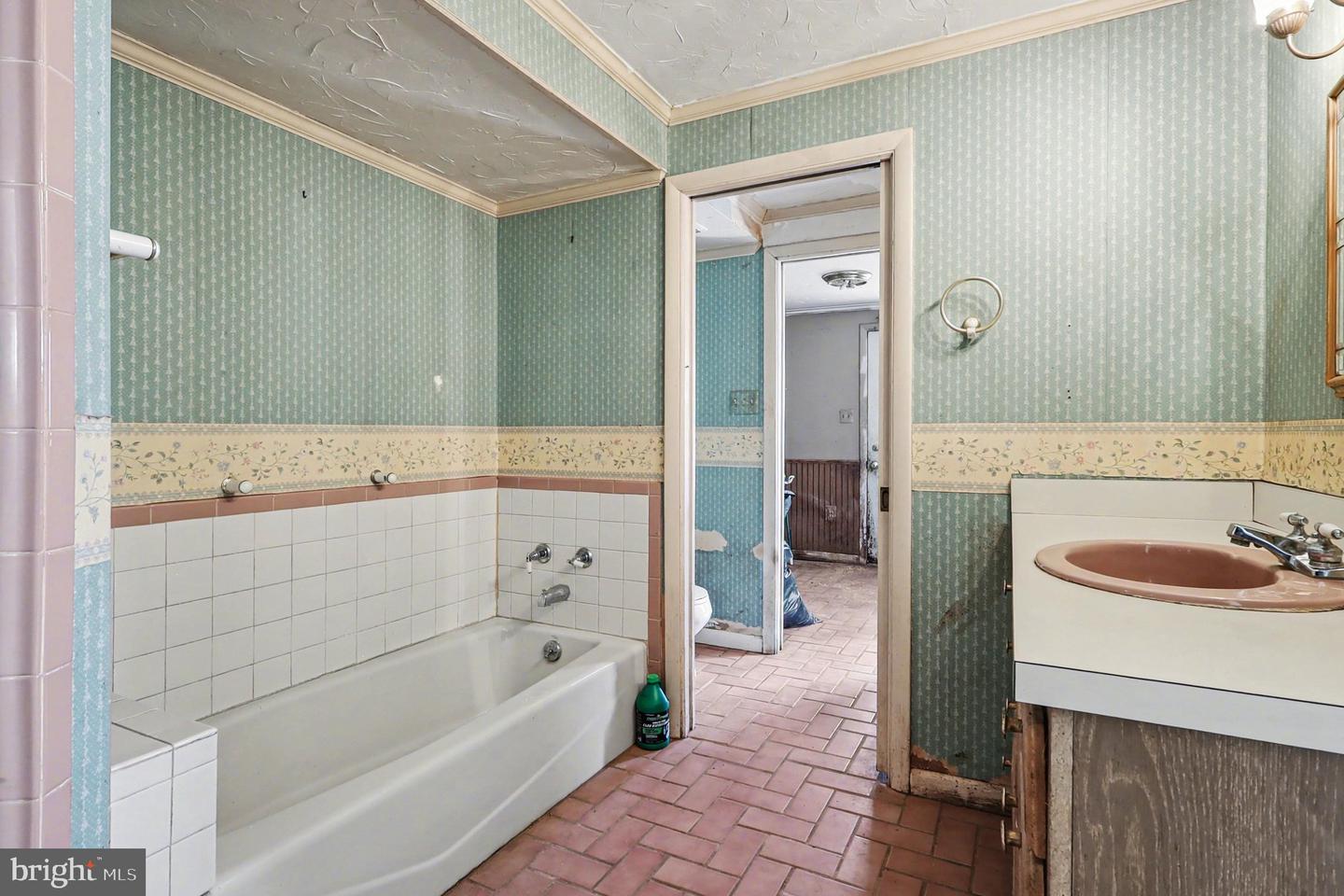 22244 SAM FRED RD, MIDDLEBURG, Virginia 20117, 3 Bedrooms Bedrooms, ,3 BathroomsBathrooms,Farm,For sale,22244 SAM FRED RD,VALO2116974 MLS # VALO2116974