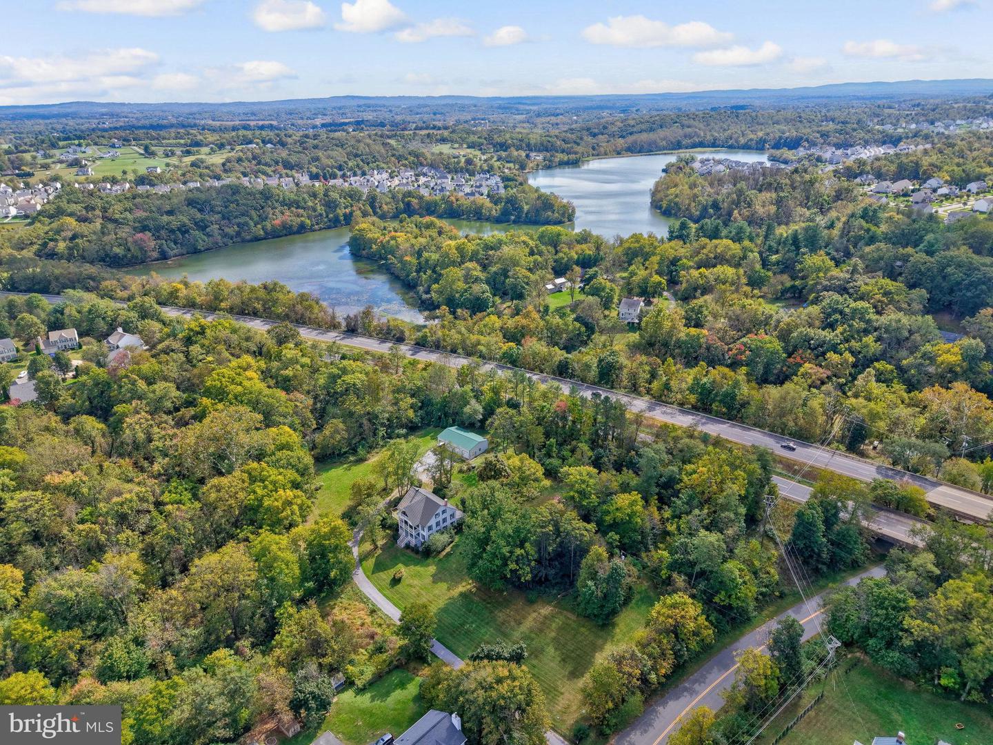 39 NEW CUT RD, ROUND HILL, Virginia 20141, 7 Bedrooms Bedrooms, ,3 BathroomsBathrooms,Residential,For sale,39 NEW CUT RD,VALO2108464 MLS # VALO2108464