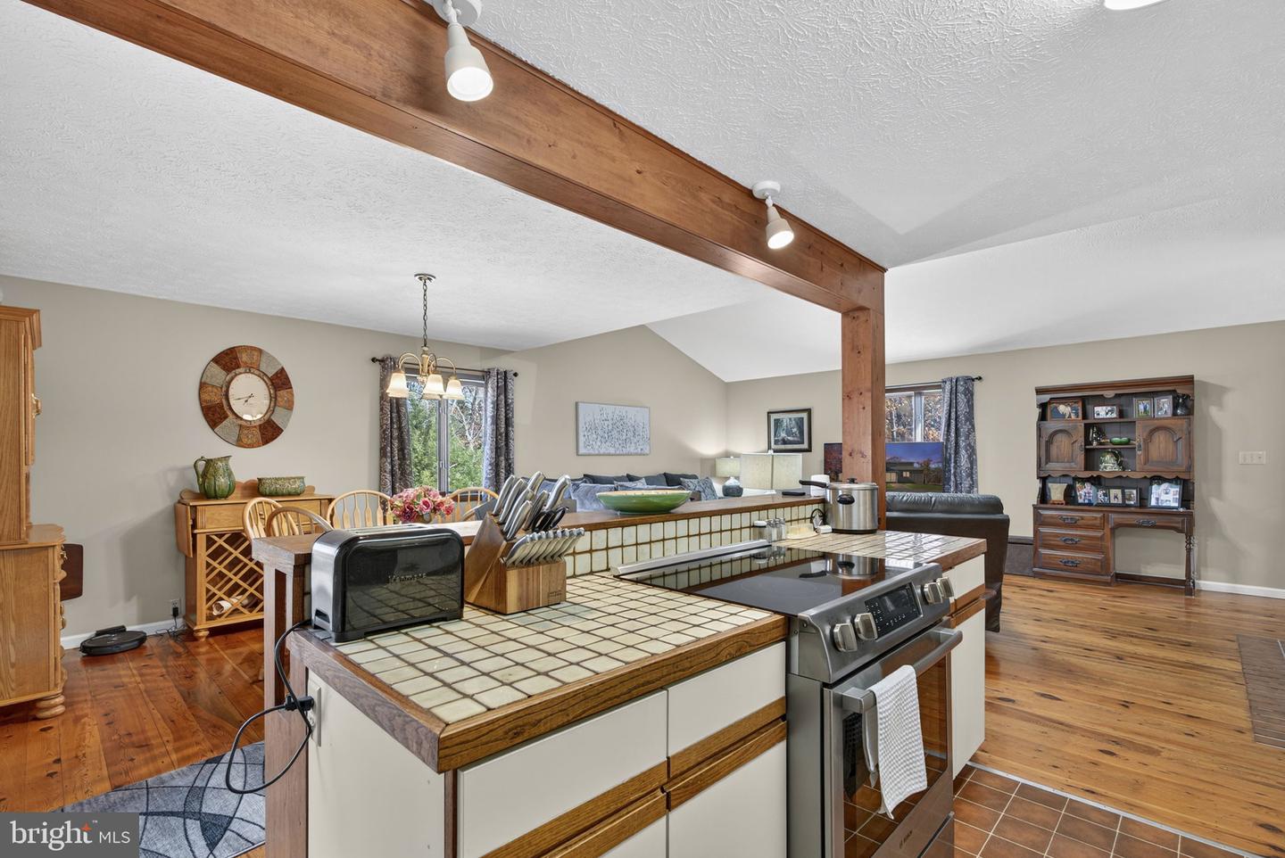 289 WESTVIEW DR, WINCHESTER, Virginia 22603, 3 Bedrooms Bedrooms, ,2 BathroomsBathrooms,Residential,For sale,289 WESTVIEW DR,VAFV2037844 MLS # VAFV2037844 289 WESTVIEW DR, WINCHESTER, Virginia 22603, 3 Bedrooms Bedrooms, ,2 BathroomsBathrooms,Residential,For sale,289 WESTVIEW DR,VAFV2037844 MLS # VAFV2037844