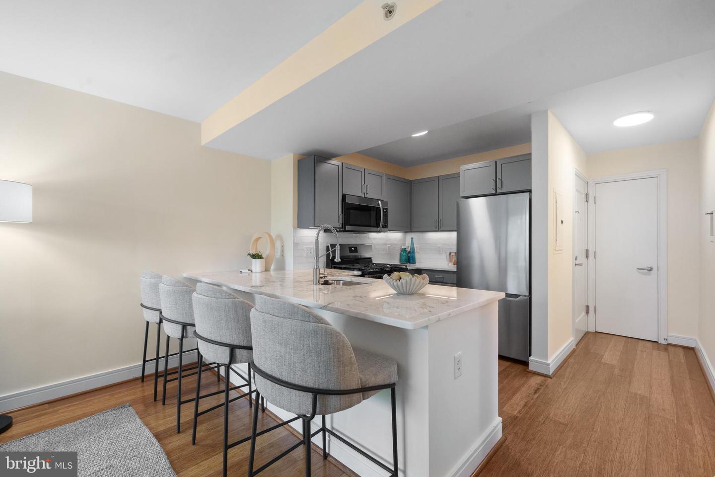 800 4TH ST SW #S421, WASHINGTON, District Of Columbia 20024, 2 Bedrooms Bedrooms, ,1 BathroomBathrooms,Residential,For sale,800 4TH ST SW #S421,DCDC2234170 MLS # DCDC2234170