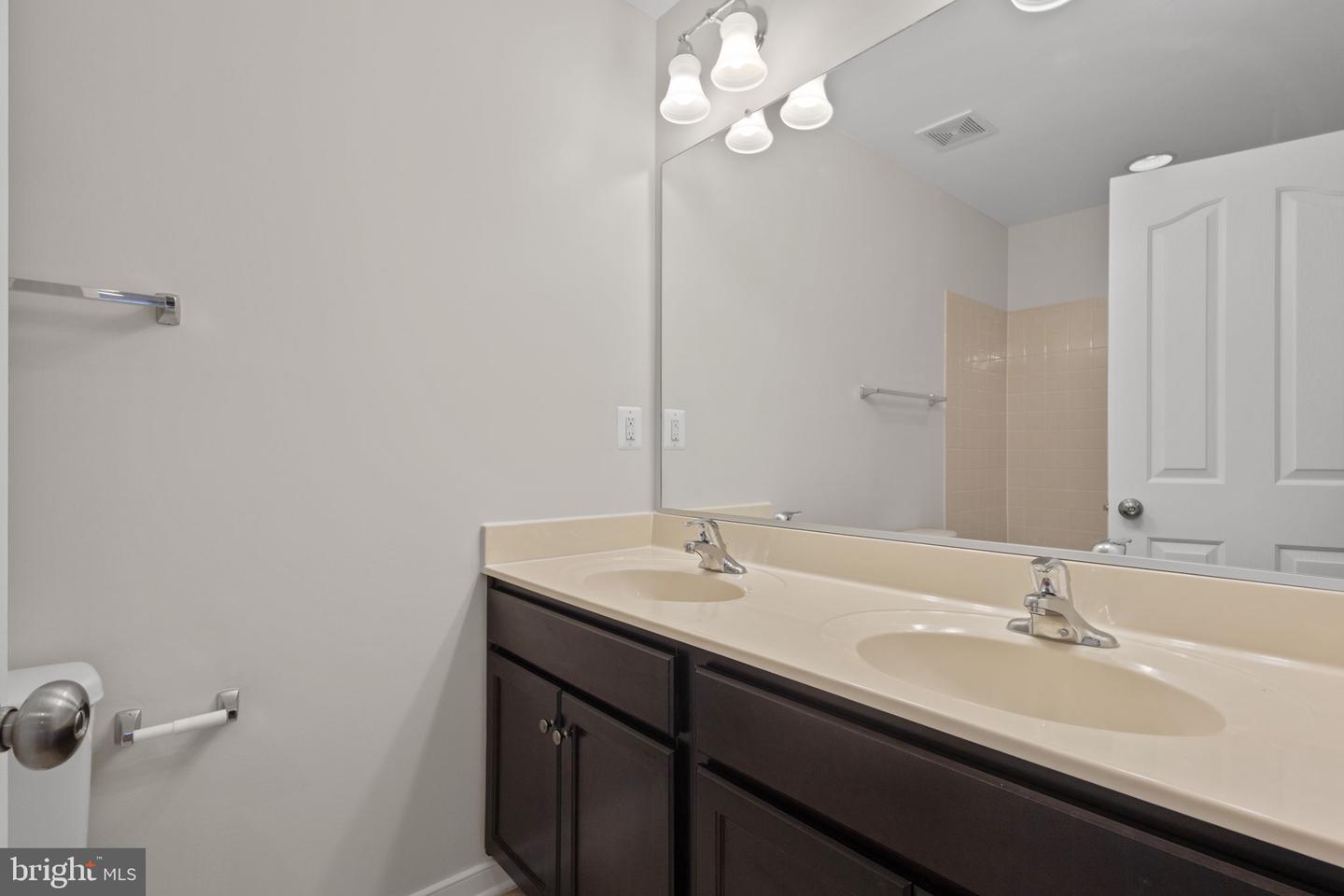 1924 JUNIPER DR, CULPEPER, Virginia 22701, 4 Bedrooms Bedrooms, ,2 BathroomsBathrooms,Residential,For sale,1924 JUNIPER DR,VACU2012200 MLS # VACU2012200 1924 JUNIPER DR, CULPEPER, Virginia 22701, 4 Bedrooms Bedrooms, ,2 BathroomsBathrooms,Residential,For sale,1924 JUNIPER DR,VACU2012200 MLS # VACU2012200