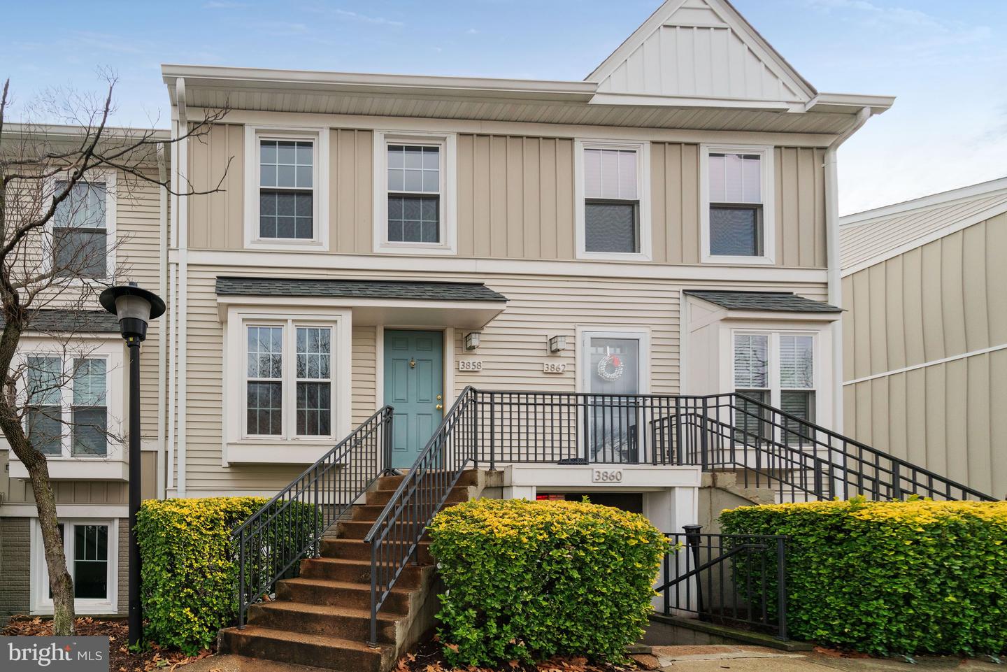 3858 9TH RD S, ARLINGTON, Virginia 22204, 2 Bedrooms Bedrooms, ,2 BathroomsBathrooms,Residential,For sale,3858 9TH RD S,VAAR2067364 MLS # VAAR2067364