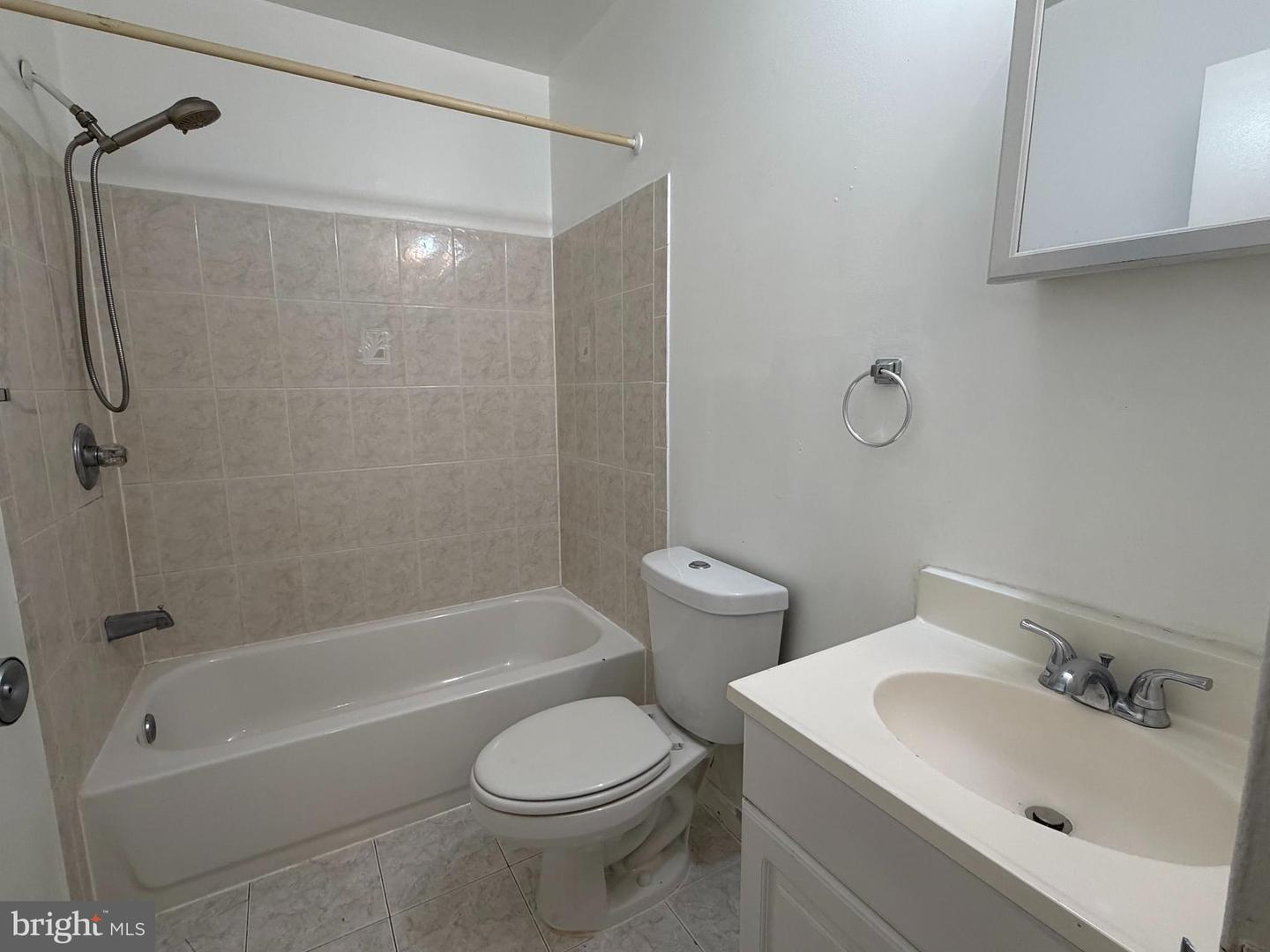 4597 LOGSDON DR #36, ANNANDALE, Virginia 22003, 3 Bedrooms Bedrooms, ,2 BathroomsBathrooms,Residential,For sale,4597 LOGSDON DR #36,VAFX2284520 MLS # VAFX2284520 4597 LOGSDON DR #36, ANNANDALE, Virginia 22003, 3 Bedrooms Bedrooms, ,2 BathroomsBathrooms,Residential,For sale,4597 LOGSDON DR #36,VAFX2284520 MLS # VAFX2284520