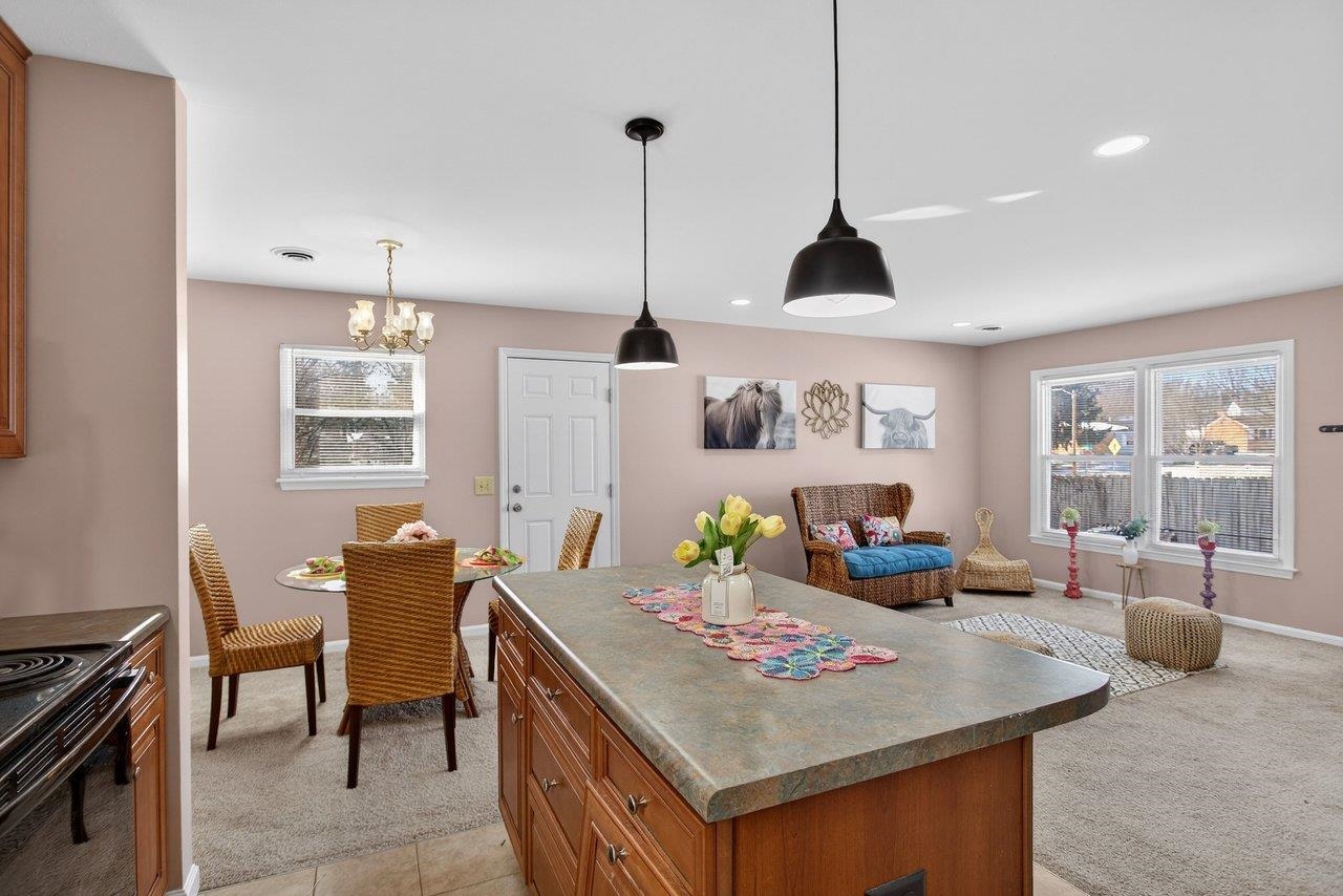 1424 SOUTHAMPTON CT, HARRISONBURG, Virginia 22801, 3 Bedrooms Bedrooms, ,1 BathroomBathrooms,Residential,1424 SOUTHAMPTON CT,673785 MLS # 673785