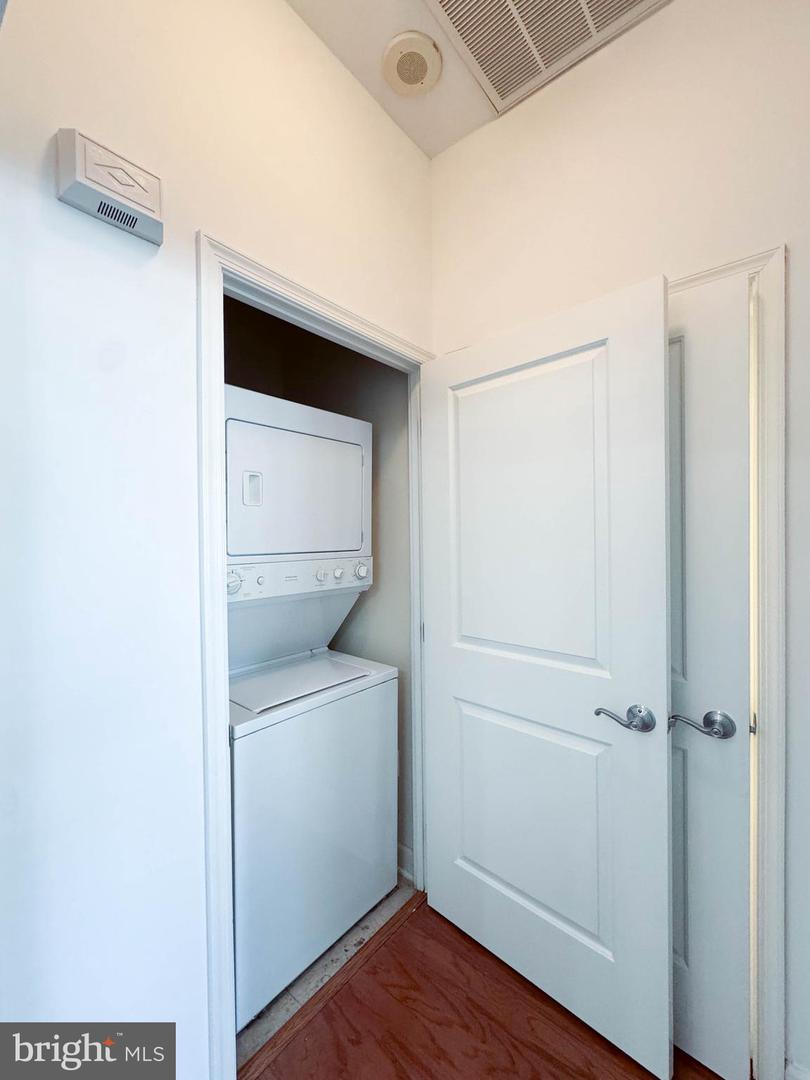 1000 N RANDOLPH ST #104, ARLINGTON, Virginia 22201, 1 Bedroom Bedrooms, ,1 BathroomBathrooms,Residential,For sale,1000 N RANDOLPH ST #104,VAAR2067856 MLS # VAAR2067856 1000 N RANDOLPH ST #104, ARLINGTON, Virginia 22201, 1 Bedroom Bedrooms, ,1 BathroomBathrooms,Residential,For sale,1000 N RANDOLPH ST #104,VAAR2067856 MLS # VAAR2067856