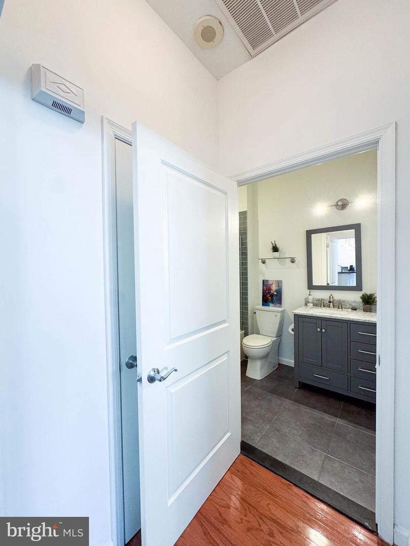 1000 N RANDOLPH ST #104, ARLINGTON, Virginia 22201, 1 Bedroom Bedrooms, ,1 BathroomBathrooms,Residential,For sale,1000 N RANDOLPH ST #104,VAAR2067856 MLS # VAAR2067856 1000 N RANDOLPH ST #104, ARLINGTON, Virginia 22201, 1 Bedroom Bedrooms, ,1 BathroomBathrooms,Residential,For sale,1000 N RANDOLPH ST #104,VAAR2067856 MLS # VAAR2067856