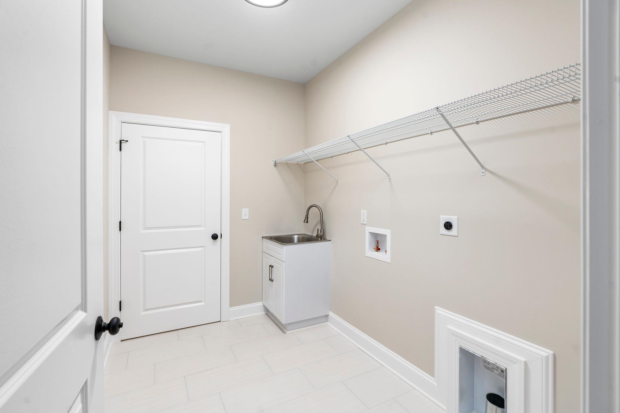 153 TOMASVILLE DR, WAYNESBORO, Virginia 22980, 3 Bedrooms Bedrooms, ,2 BathroomsBathrooms,Residential,153 TOMASVILLE DR,673786 MLS # 673786