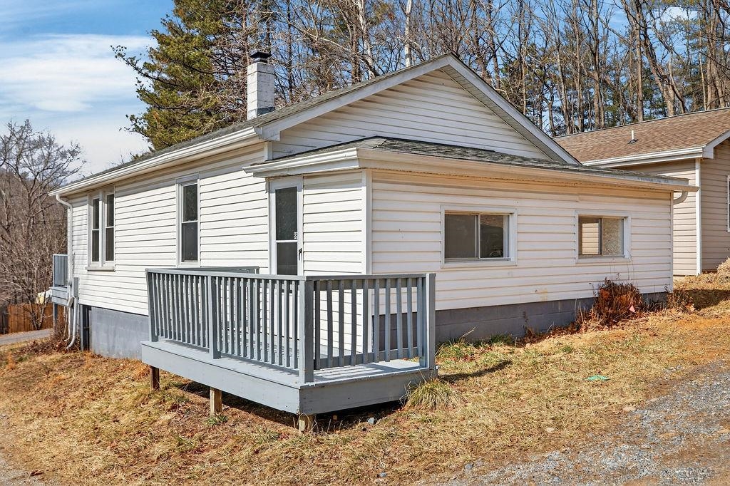 99 SHARP HILL LN, HINTON, Virginia 22831, 2 Bedrooms Bedrooms, ,1 BathroomBathrooms,Residential,99 SHARP HILL LN,673787 MLS # 673787