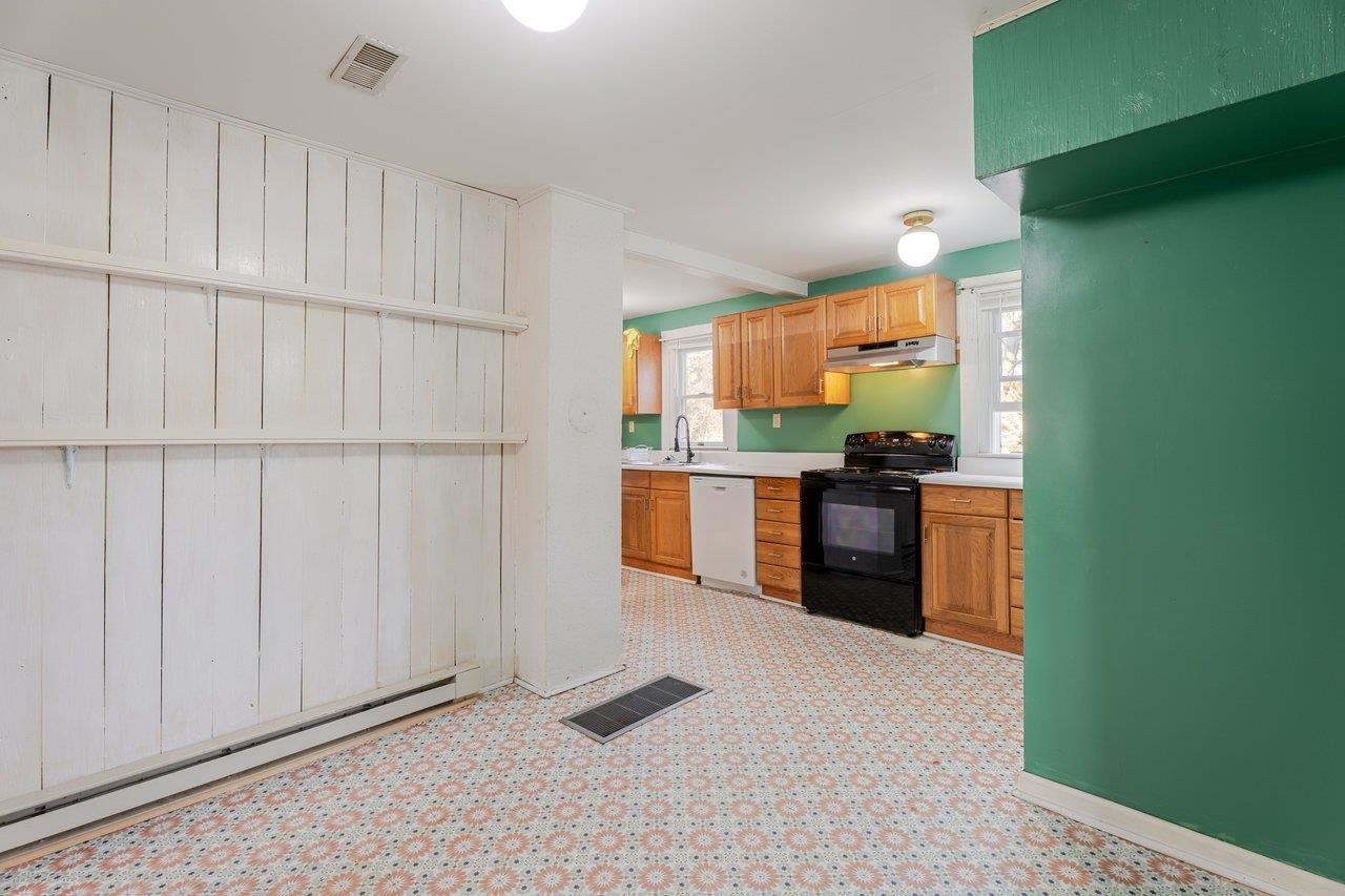 723 SEDWICK RD, LURAY, Virginia 22835, 3 Bedrooms Bedrooms, ,1 BathroomBathrooms,Residential,723 SEDWICK RD,673791 MLS # 673791