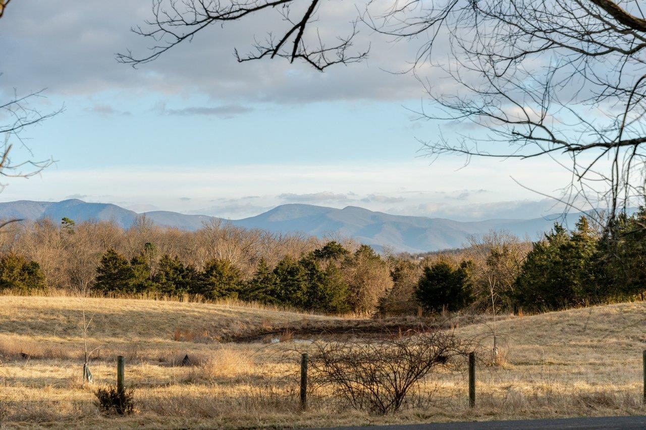 723 SEDWICK RD, LURAY, Virginia 22835, 3 Bedrooms Bedrooms, ,1 BathroomBathrooms,Residential,723 SEDWICK RD,673791 MLS # 673791