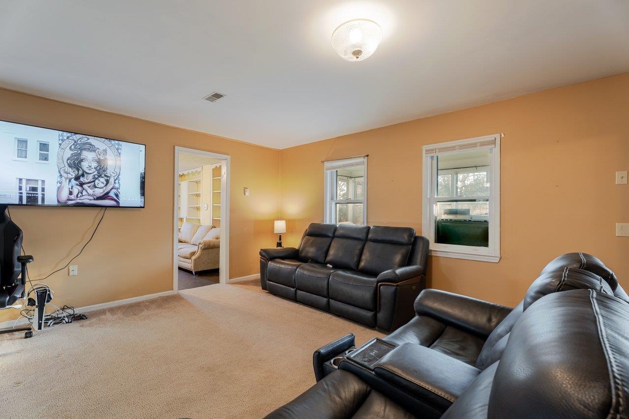 723 SEDWICK RD, LURAY, Virginia 22835, 3 Bedrooms Bedrooms, ,1 BathroomBathrooms,Residential,723 SEDWICK RD,673791 MLS # 673791