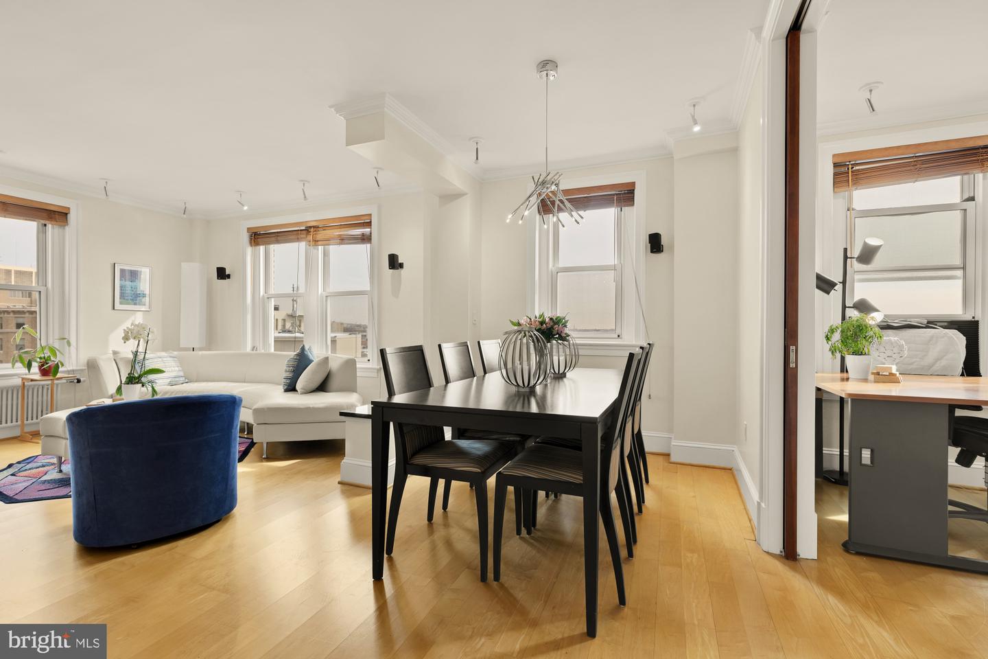 1954 COLUMBIA RD NW #710, WASHINGTON, District Of Columbia 20009, 3 Bedrooms Bedrooms, 5 Rooms Rooms,2 BathroomsBathrooms,Residential,For sale,1954 COLUMBIA RD NW #710,DCDC2243000 MLS # DCDC2243000