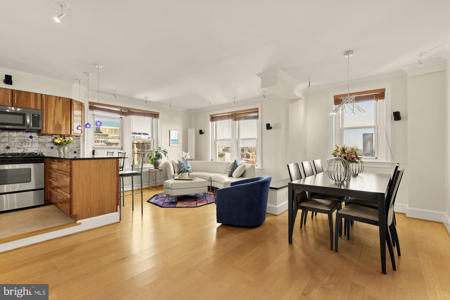 1954 COLUMBIA RD NW #710, WASHINGTON, District Of Columbia 20009, 3 Bedrooms Bedrooms, 5 Rooms Rooms,2 BathroomsBathrooms,Residential,For sale,1954 COLUMBIA RD NW #710,DCDC2243000 MLS # DCDC2243000