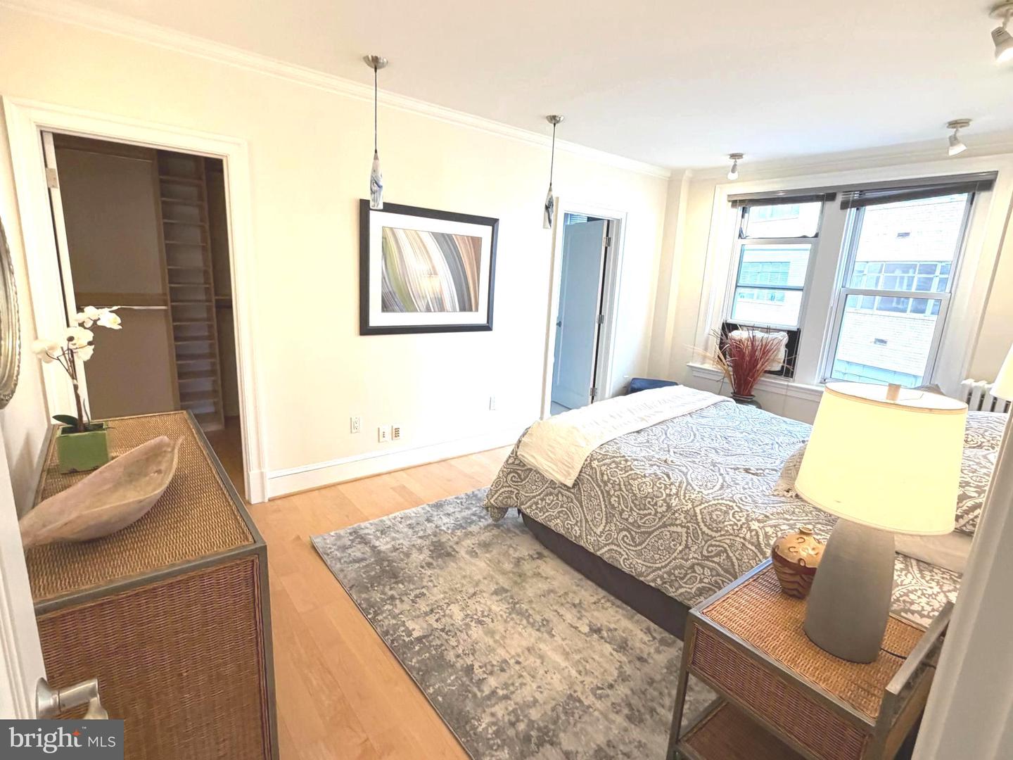 1954 COLUMBIA RD NW #710, WASHINGTON, District Of Columbia 20009, 3 Bedrooms Bedrooms, 5 Rooms Rooms,2 BathroomsBathrooms,Residential,For sale,1954 COLUMBIA RD NW #710,DCDC2243000 MLS # DCDC2243000