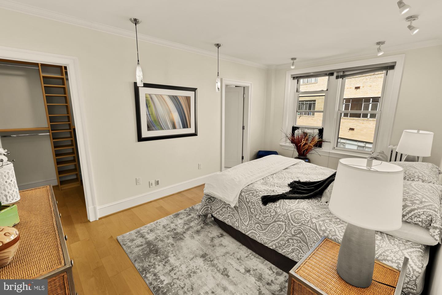 1954 COLUMBIA RD NW #710, WASHINGTON, District Of Columbia 20009, 3 Bedrooms Bedrooms, 5 Rooms Rooms,2 BathroomsBathrooms,Residential,For sale,1954 COLUMBIA RD NW #710,DCDC2243000 MLS # DCDC2243000