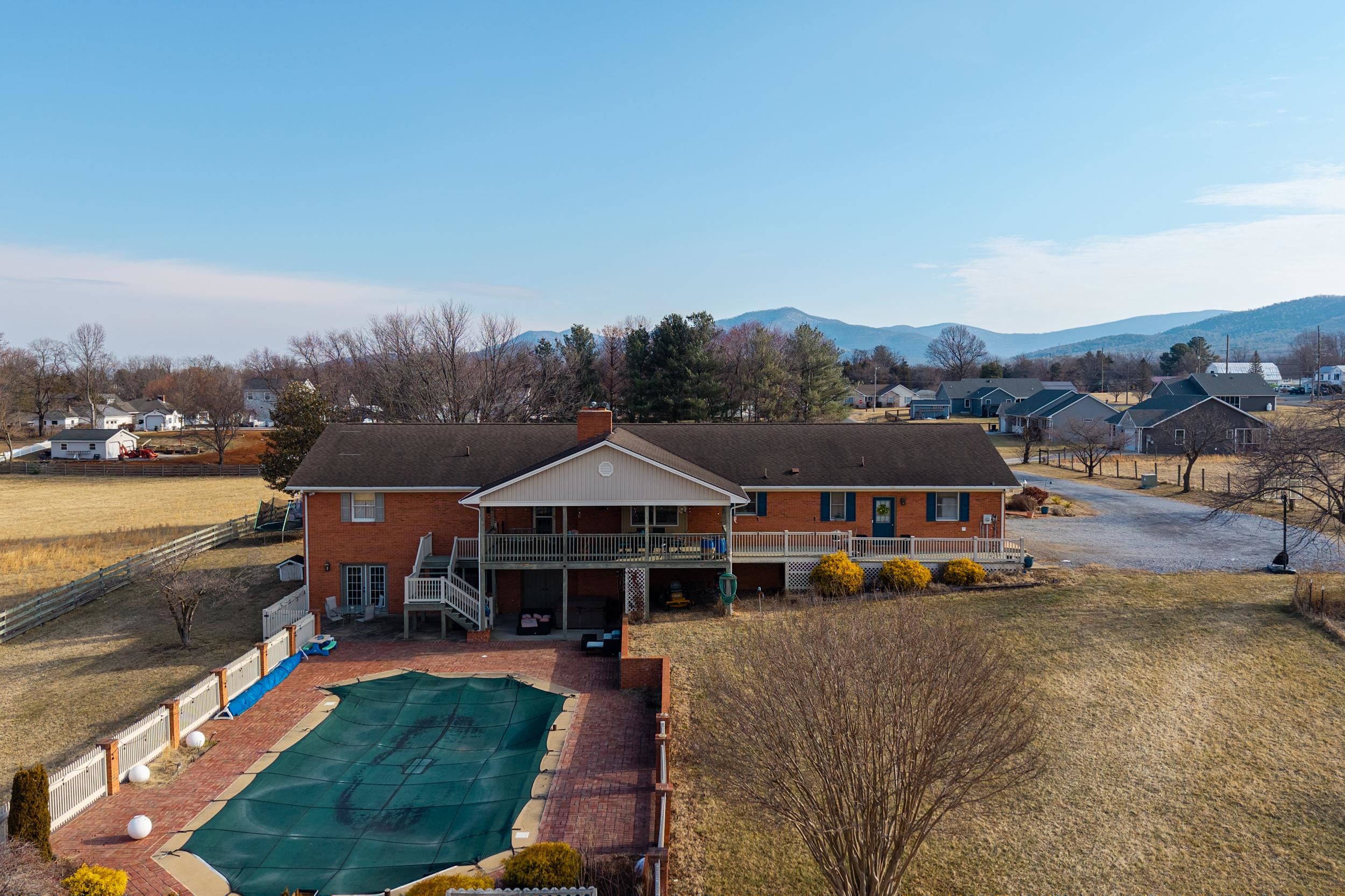 116 DENBROOK LN, LURAY, Virginia 22835, 3 Bedrooms Bedrooms, ,2 BathroomsBathrooms,Residential,116 DENBROOK LN,673793 MLS # 673793